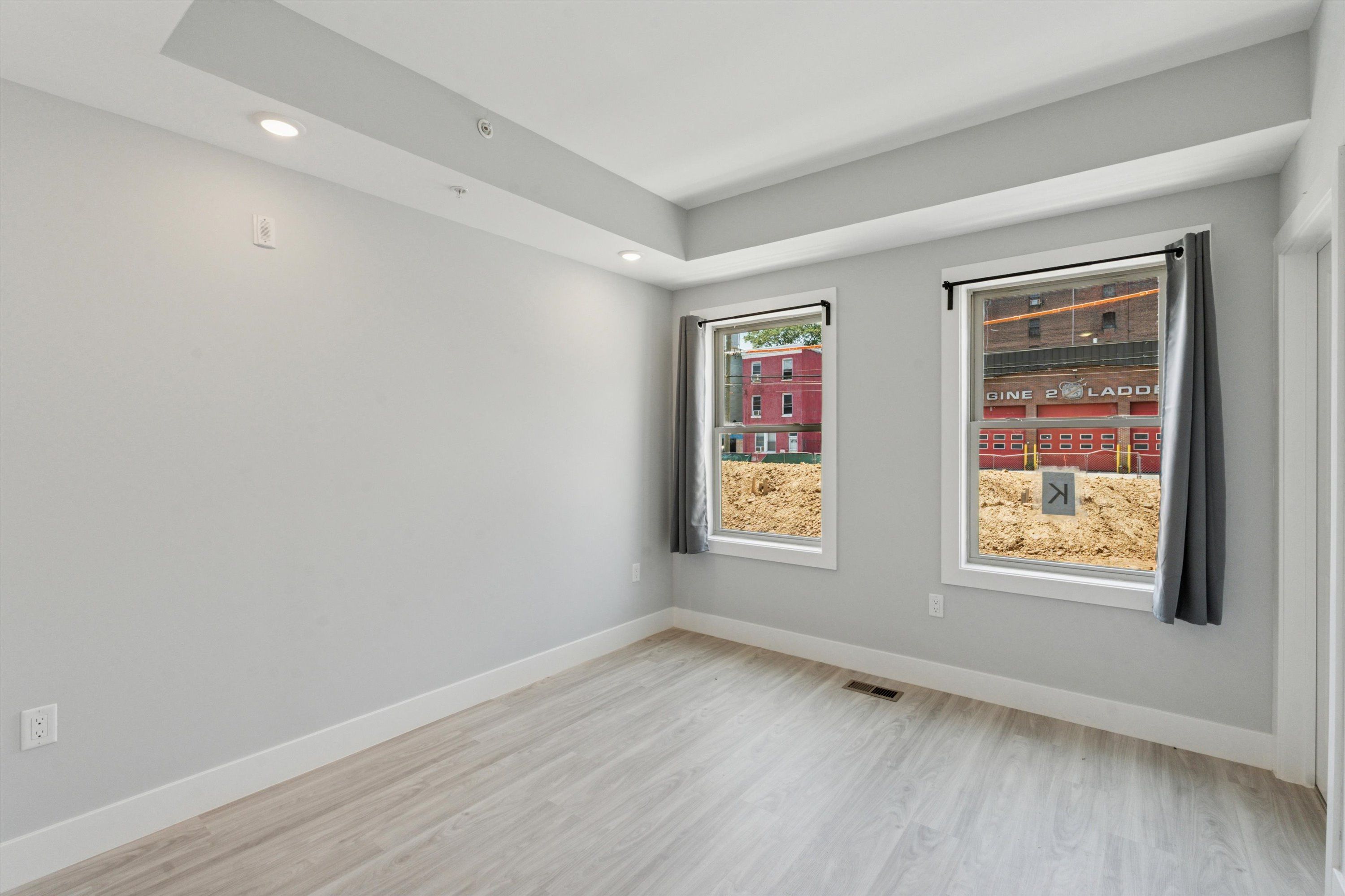 2401 N 2ND St Unit H1