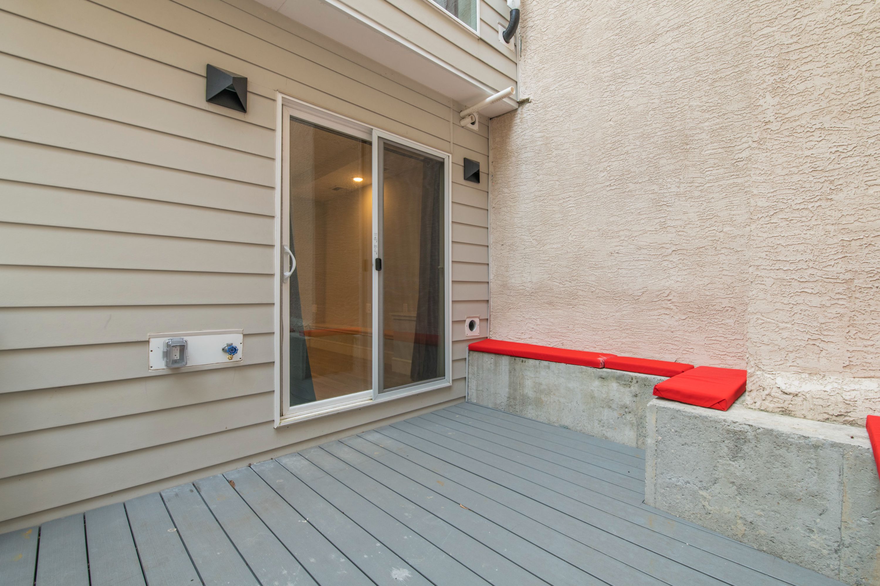 628 N Bodine ST Unit 1