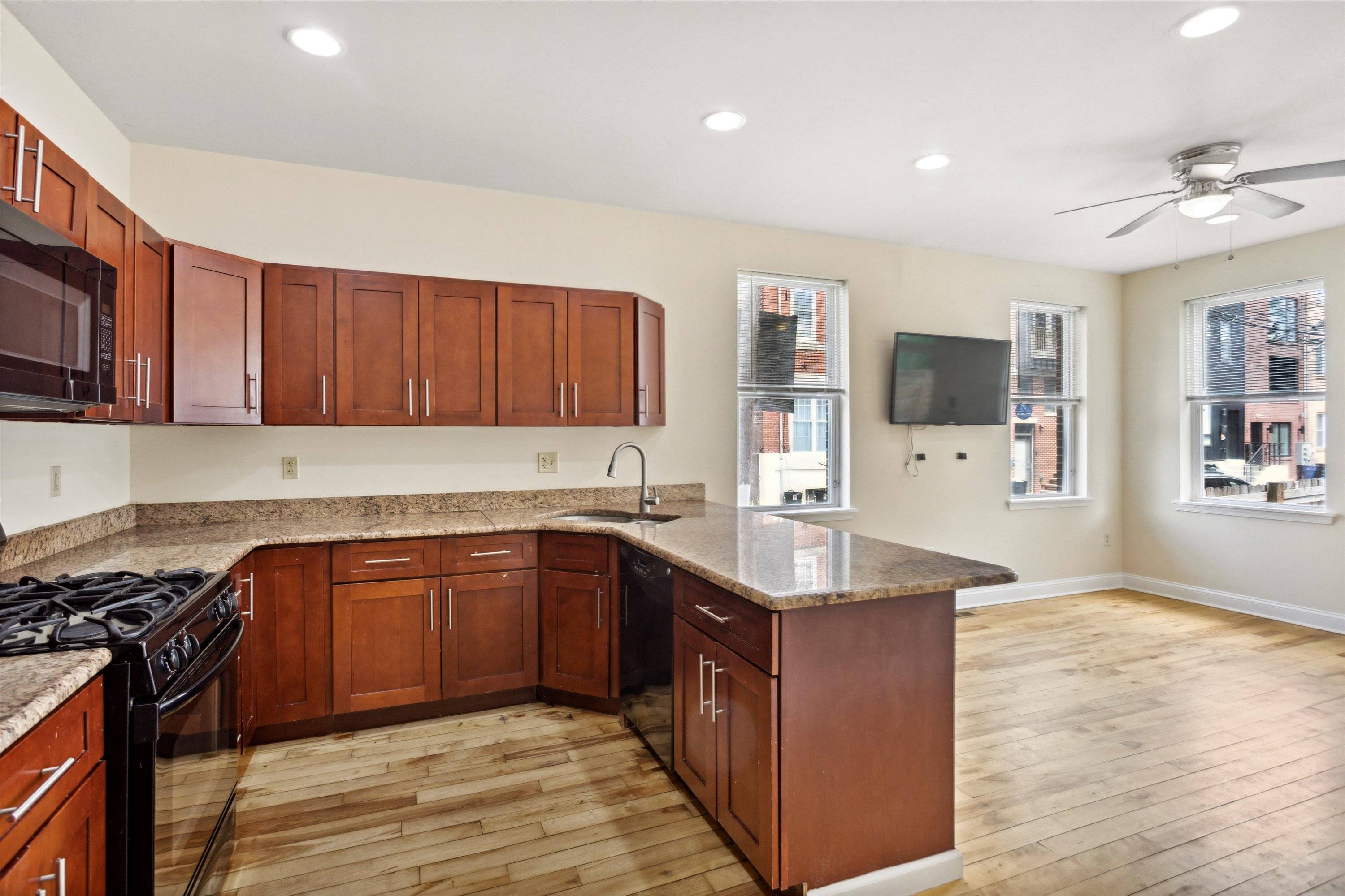 1935 N 18TH ST Unit A