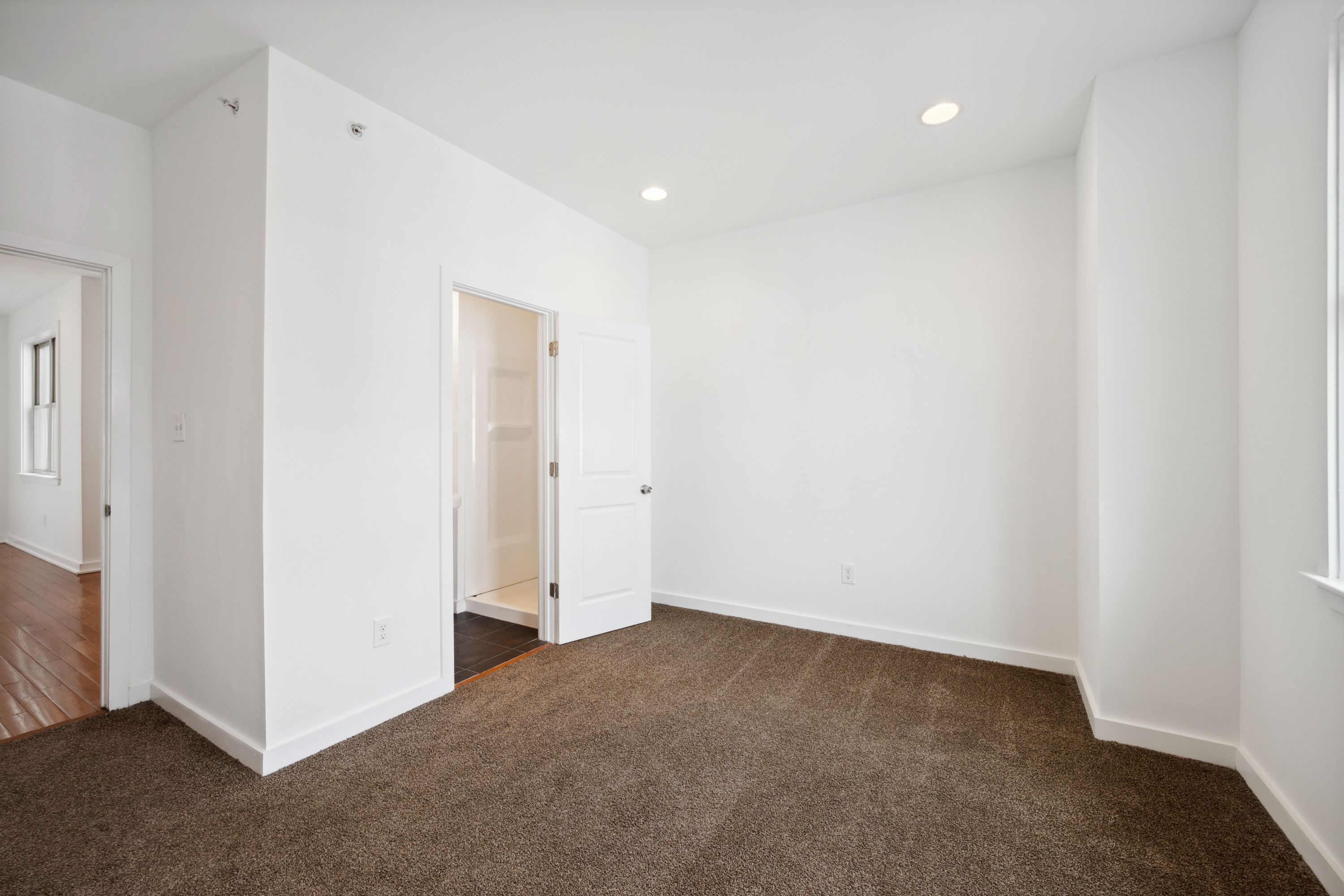 1612 N SYDENHAM ST Unit 2