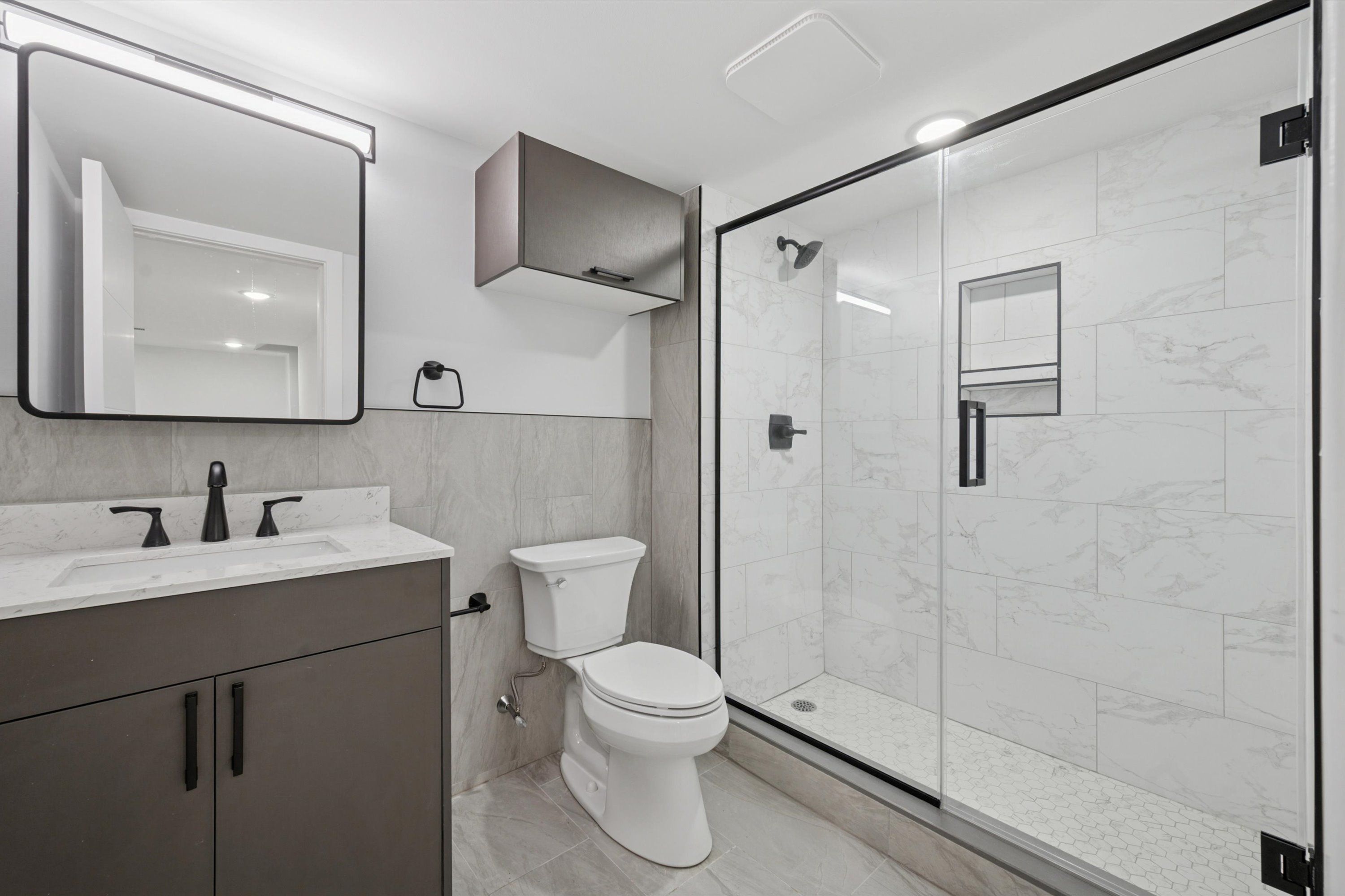 3729 LANCASTER AVE Unit 102