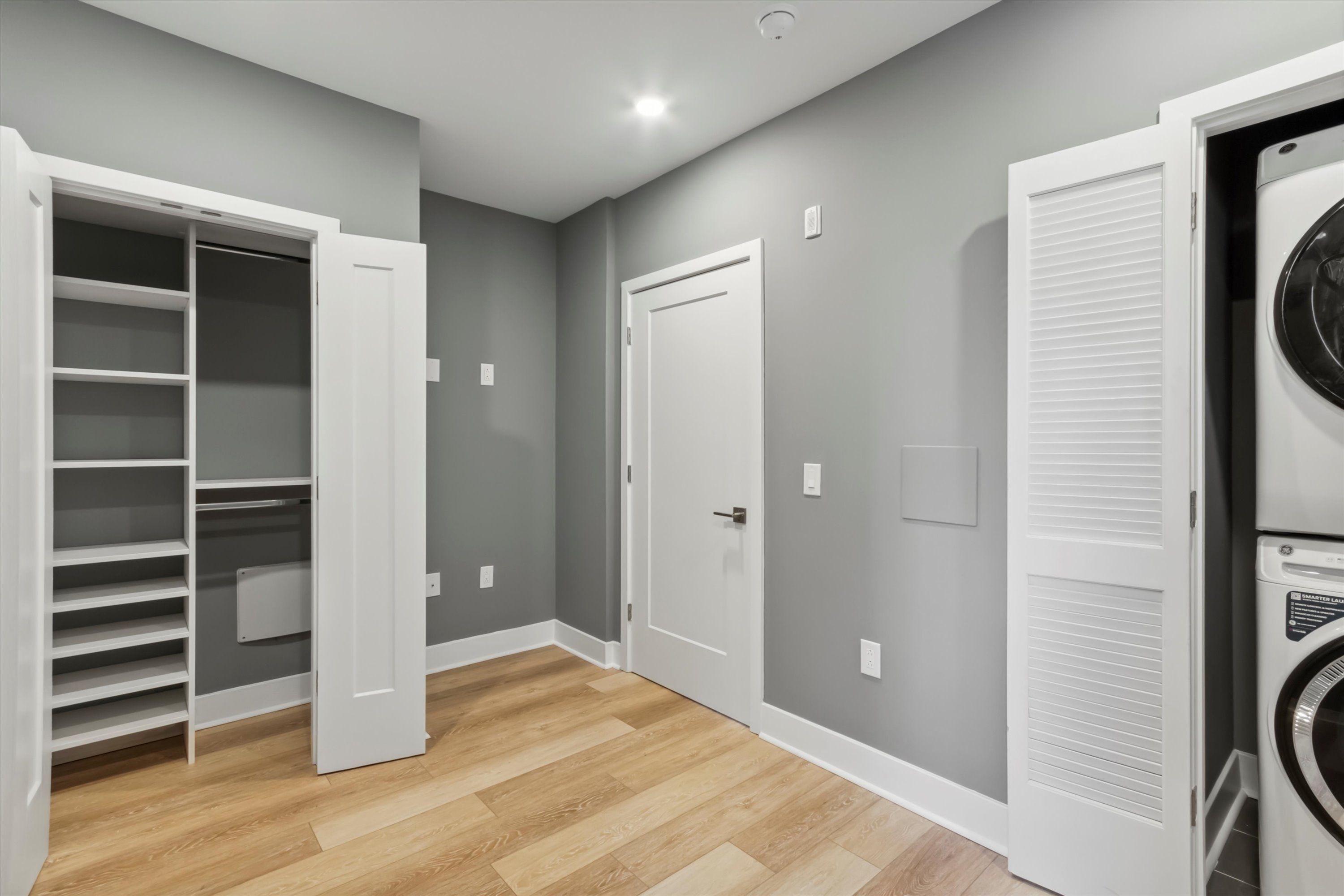 1615 POPLAR ST Unit 4