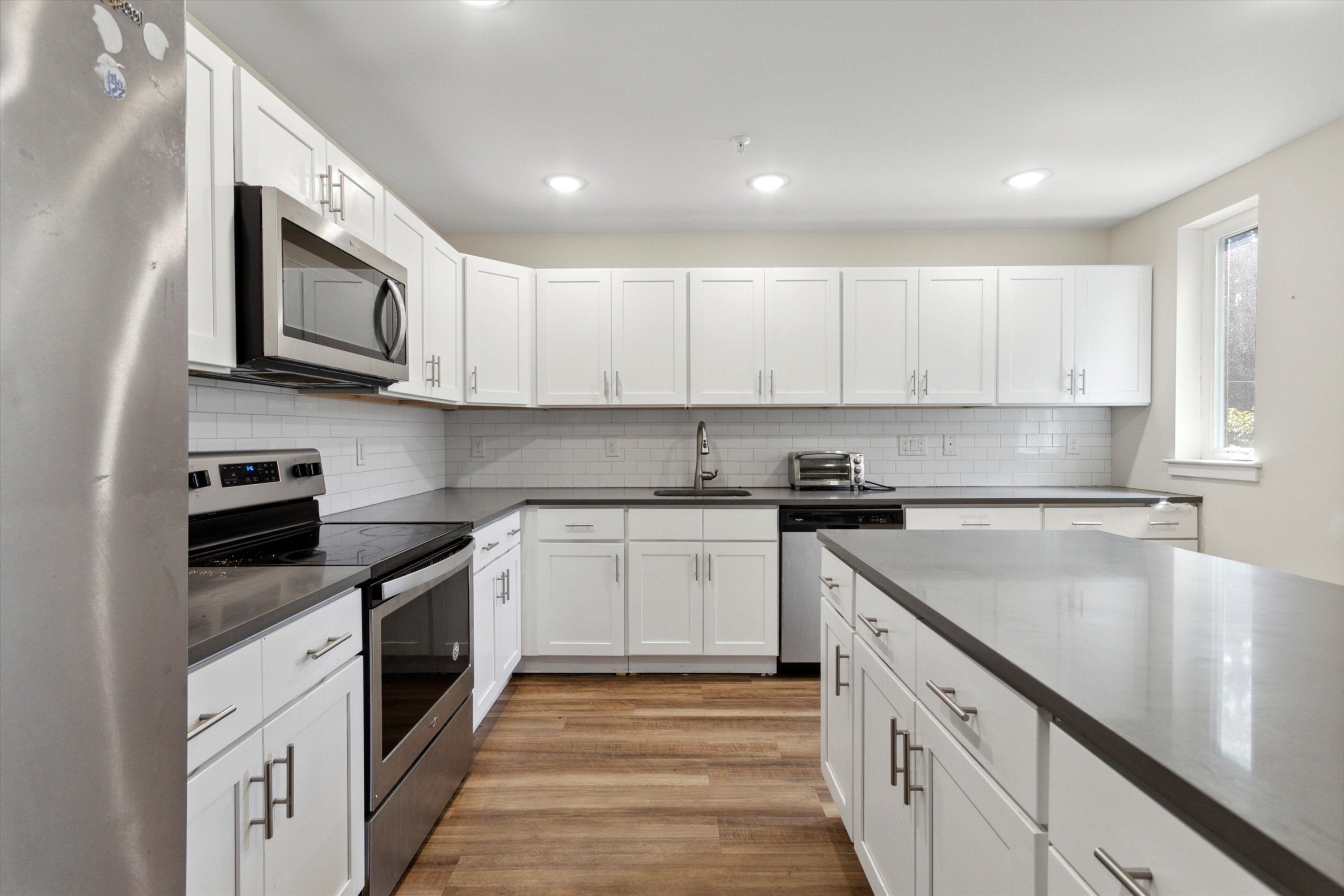 1519 N Sydenham St Unit B