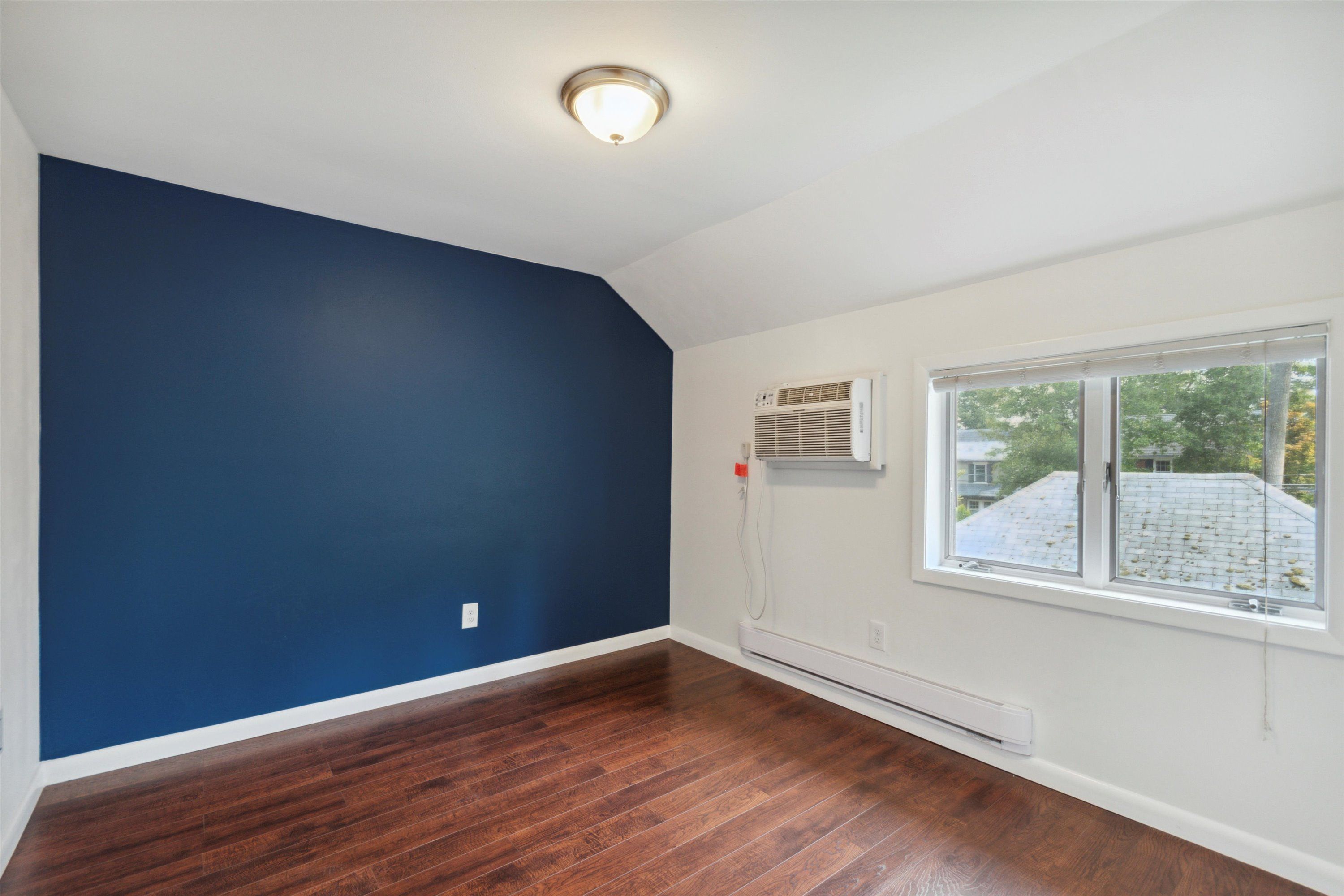 1-5 Peck Place Unit 1
