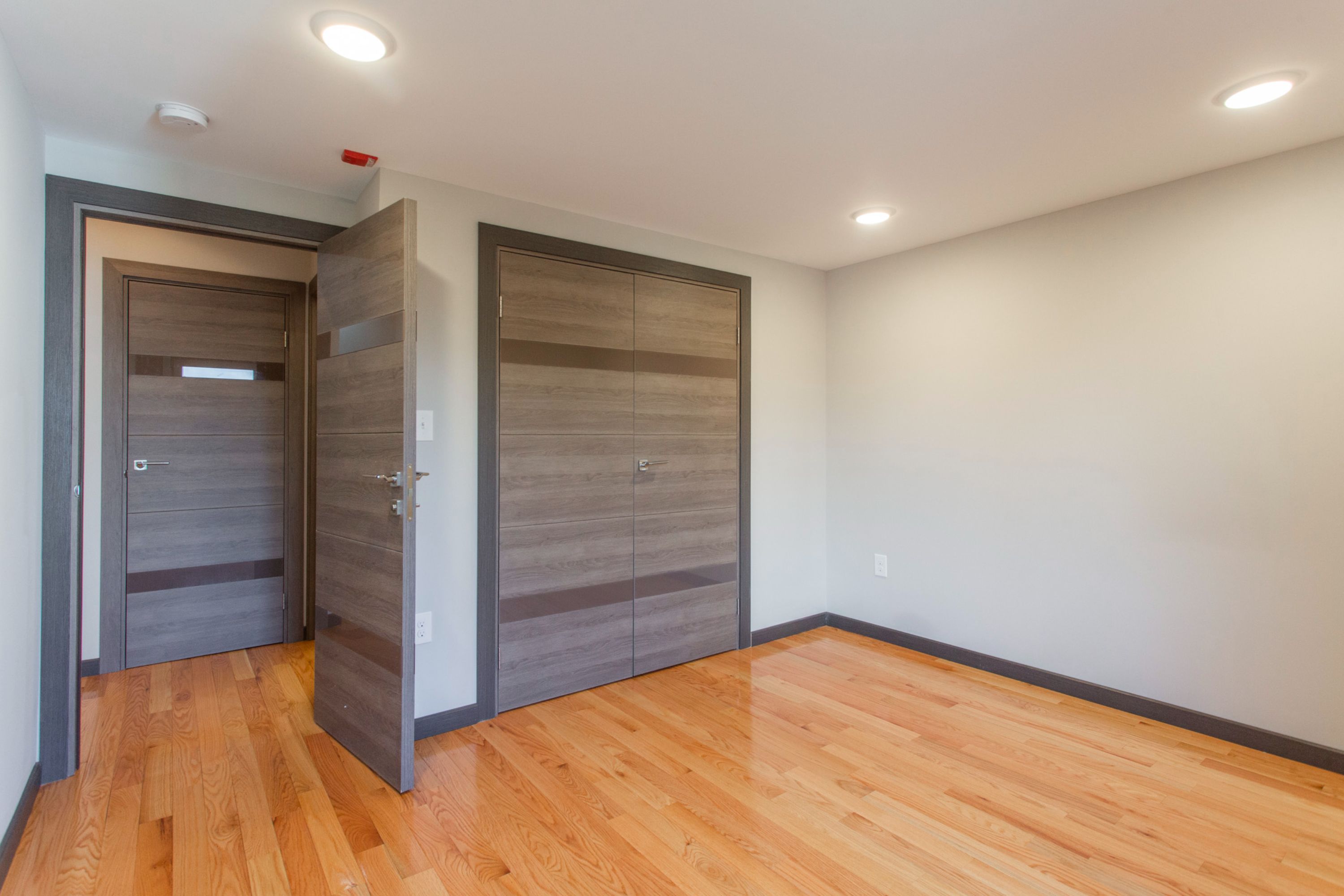 2545-47 MONTROSE ST Unit D