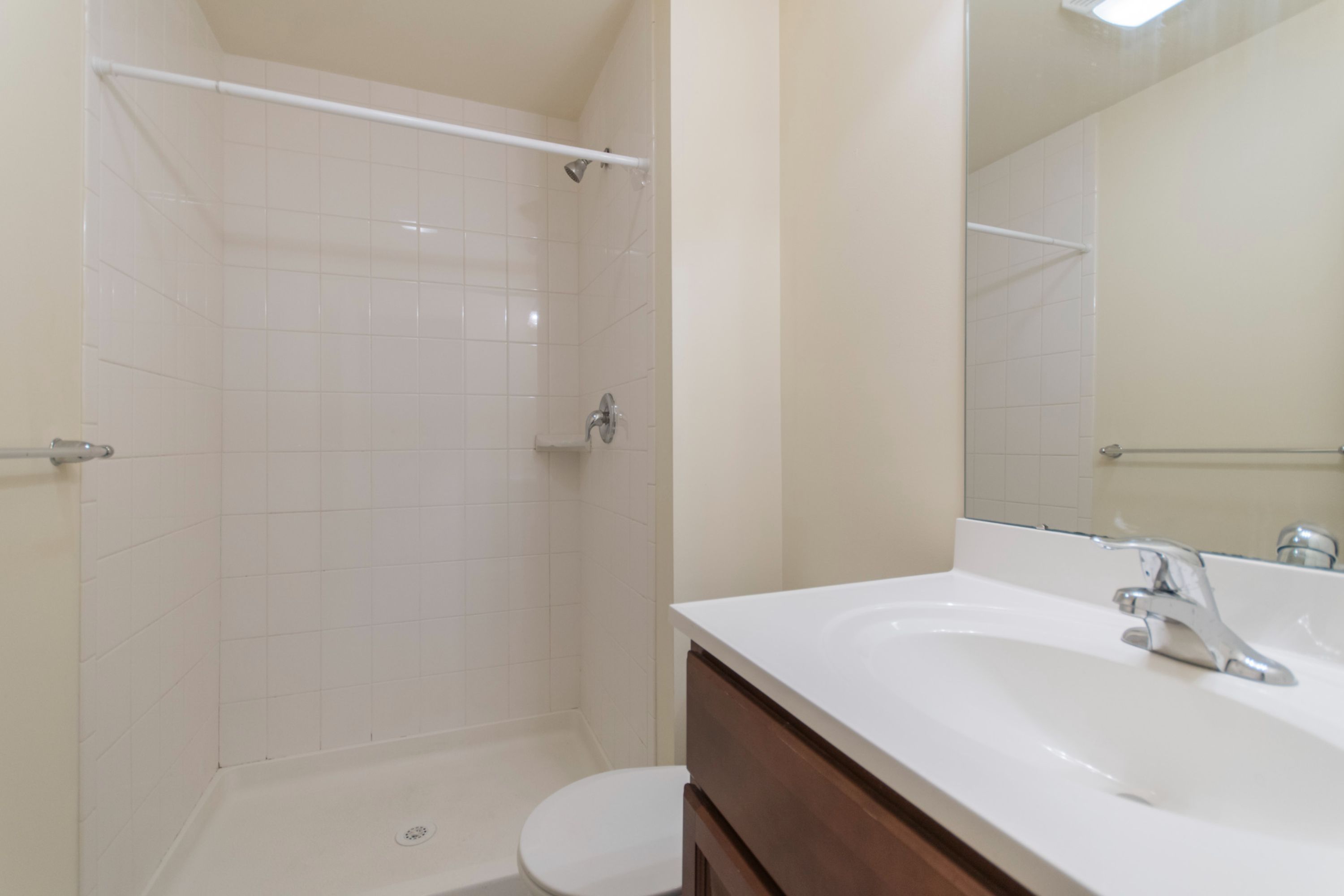 697 W BERKS ST Unit 1