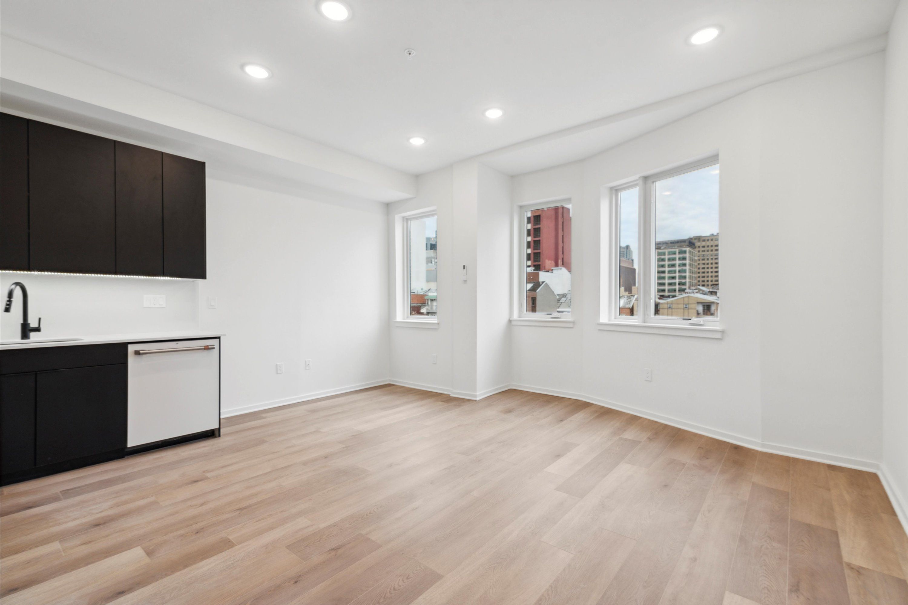 245 N 12TH ST Unit 5