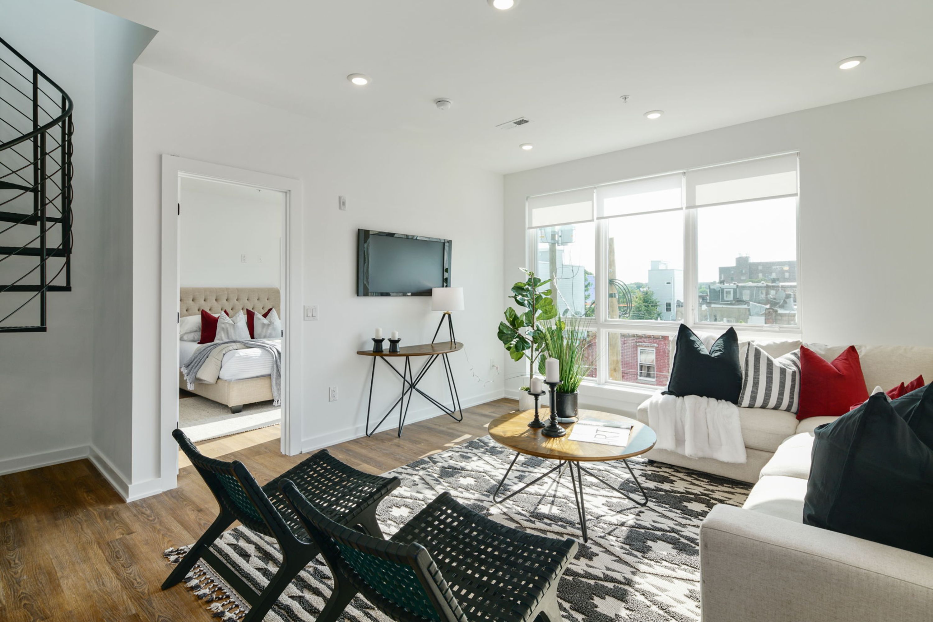 2421 MASCHER ST Unit 102