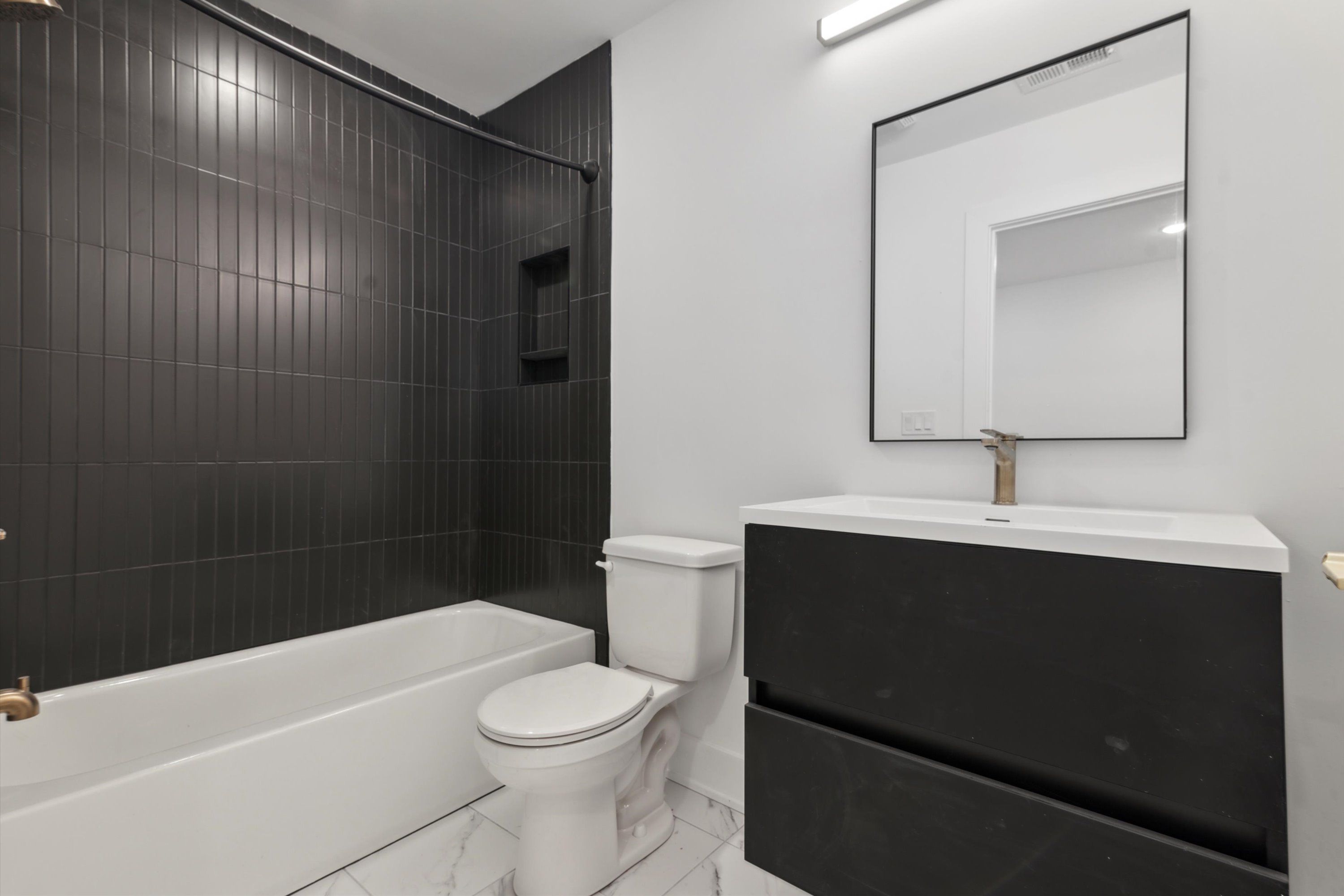 367 W Hortter St Unit 402