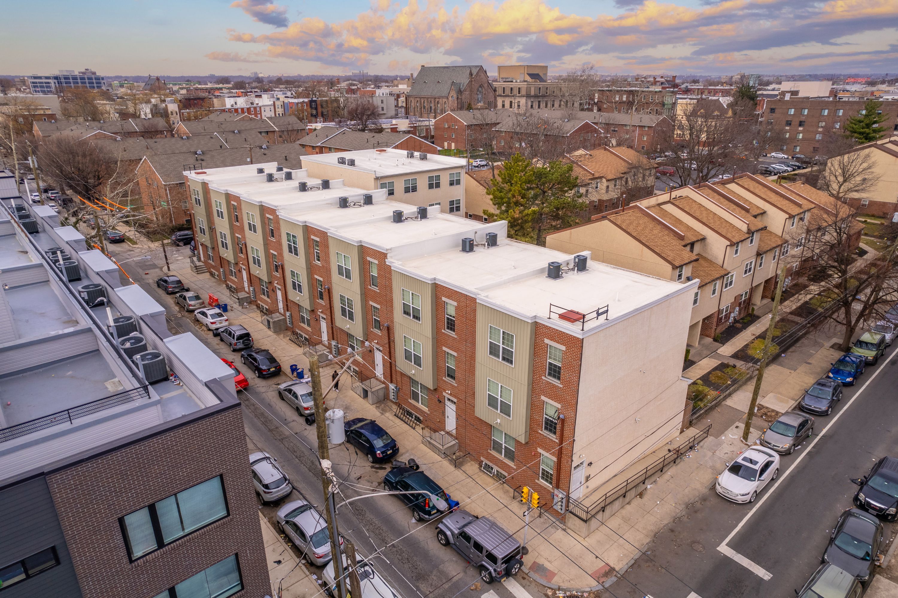 1513 MASTER ST Unit 1