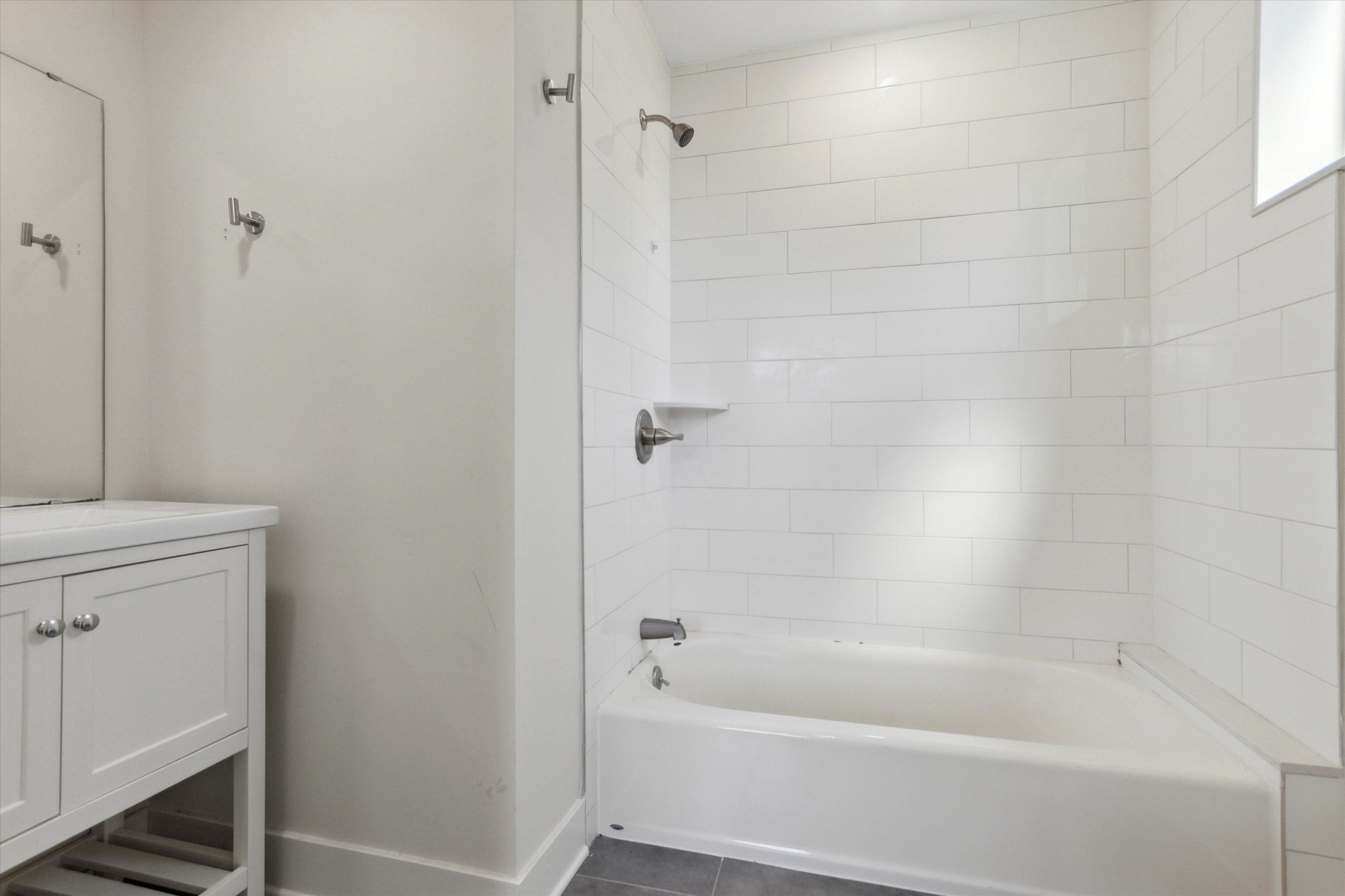 1519 N Sydenham St Unit B