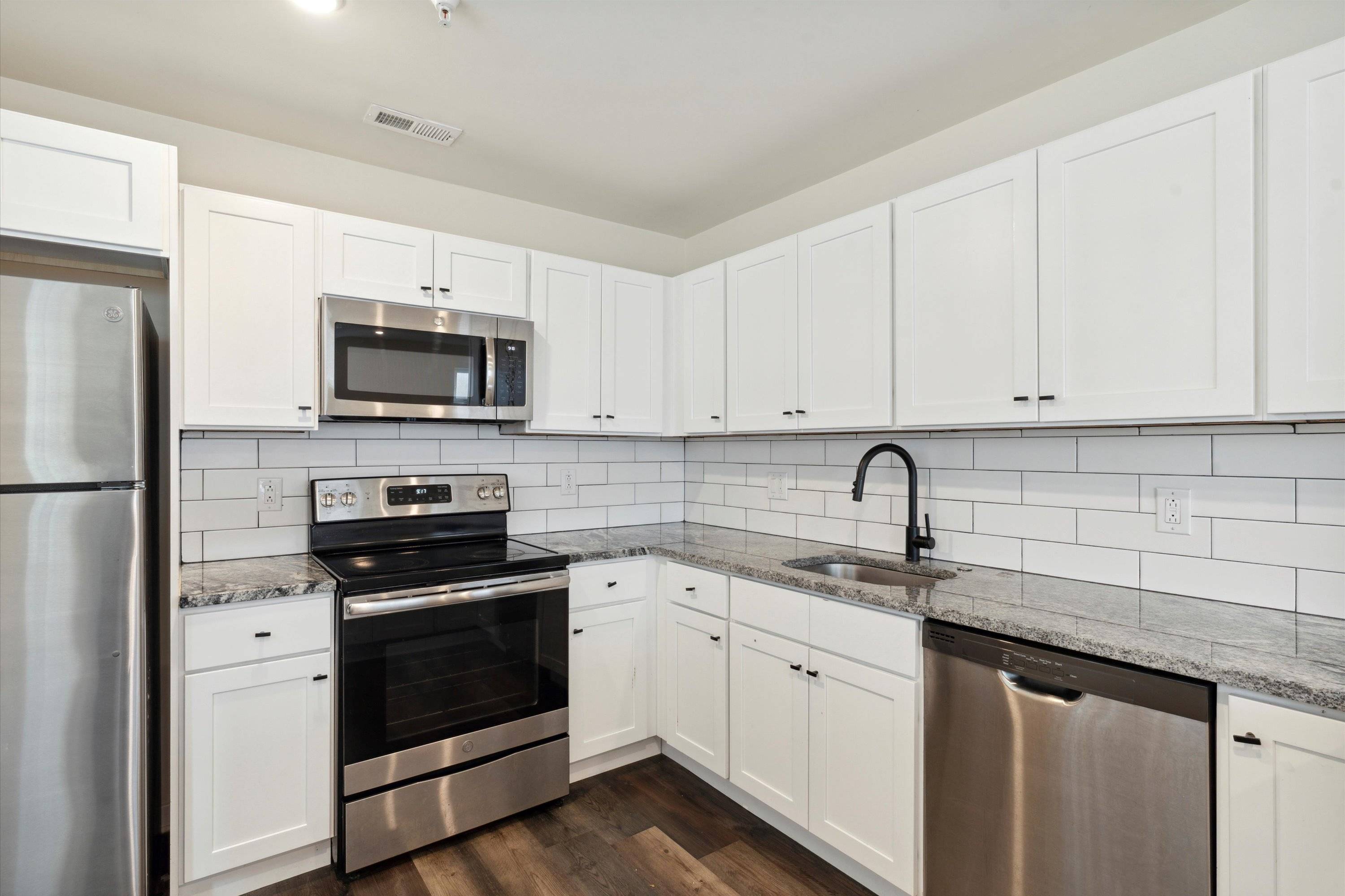 1330 N 15th St Unit A2