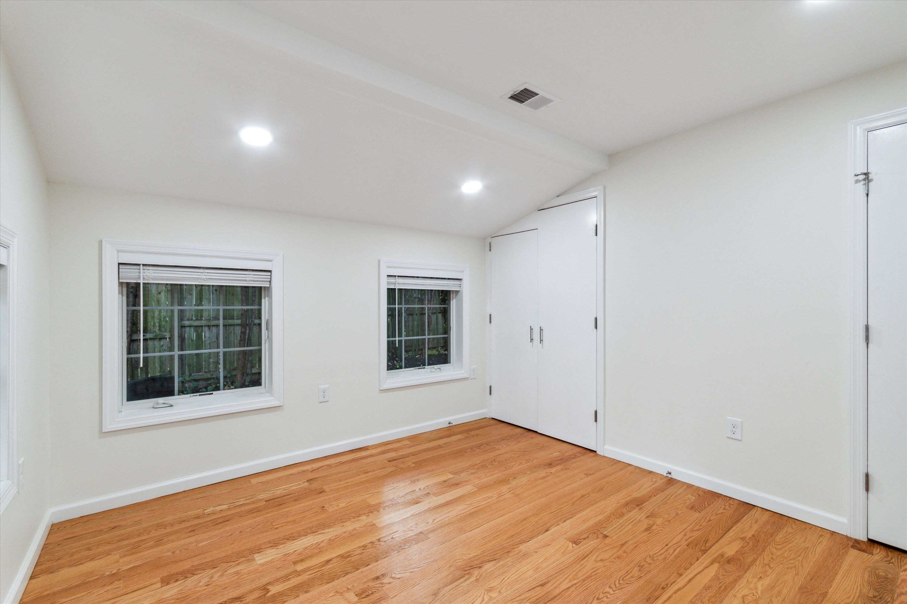 3 Princeton Ave