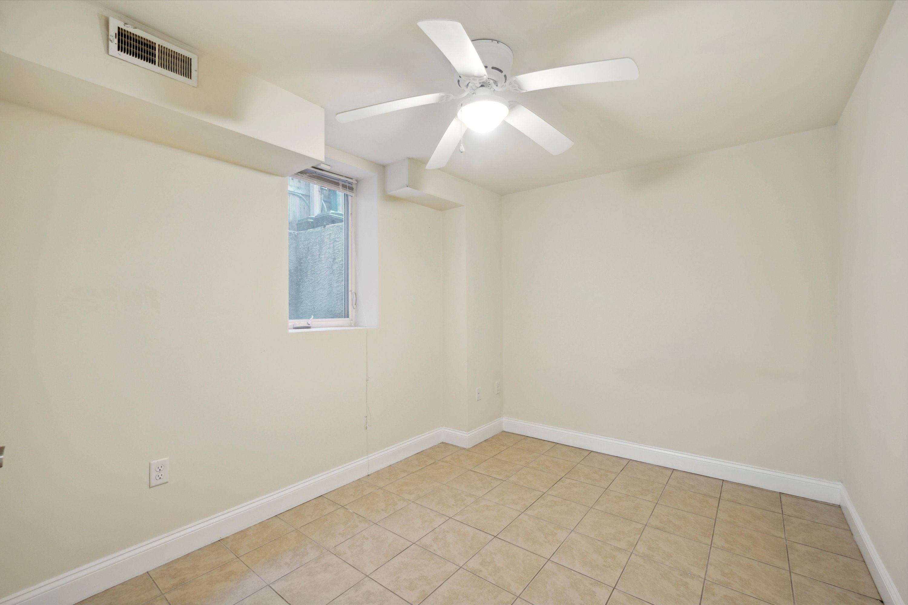 1705 ARLINGTON ST Unit A
