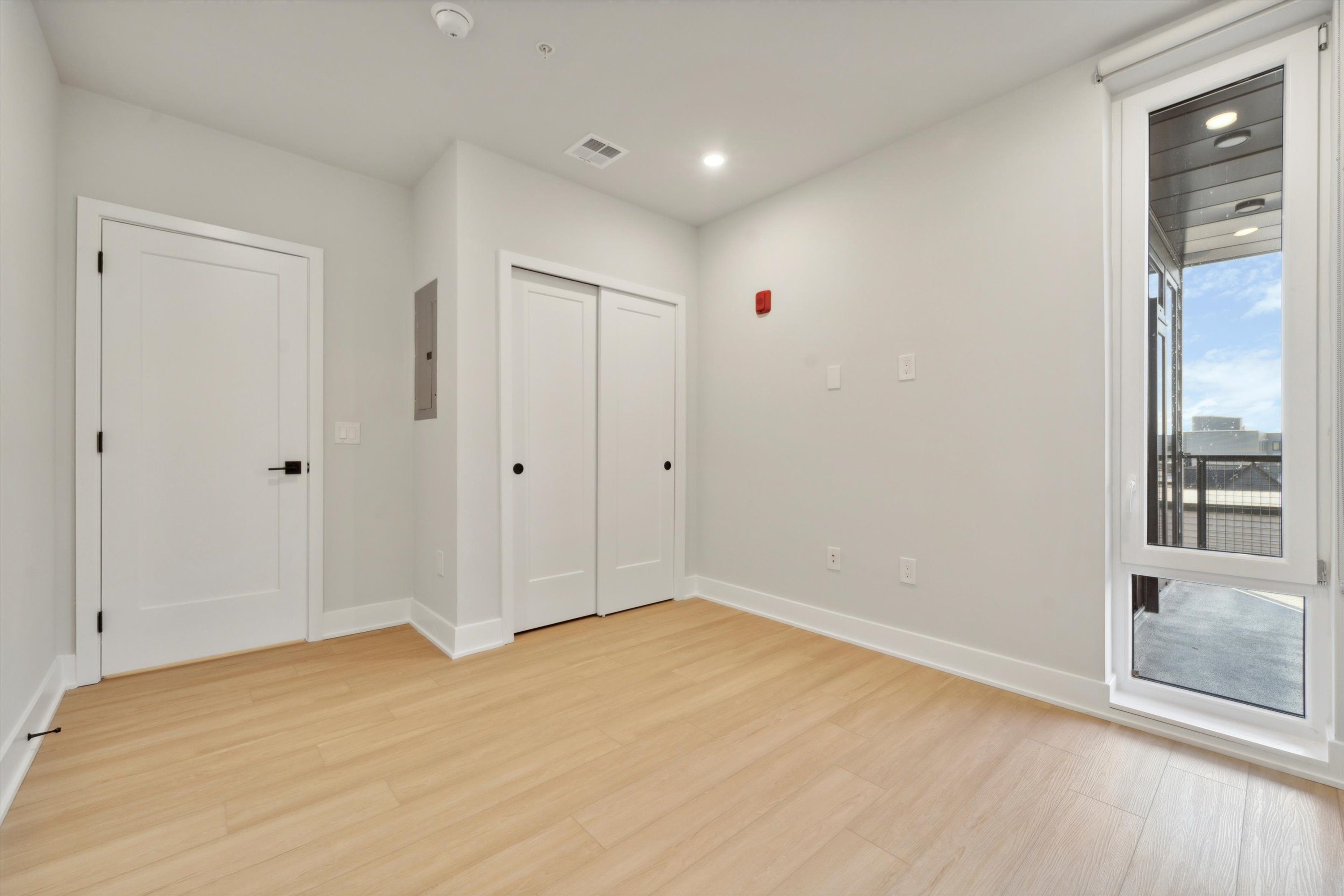 6910 Ridge Avenue Unit 201
