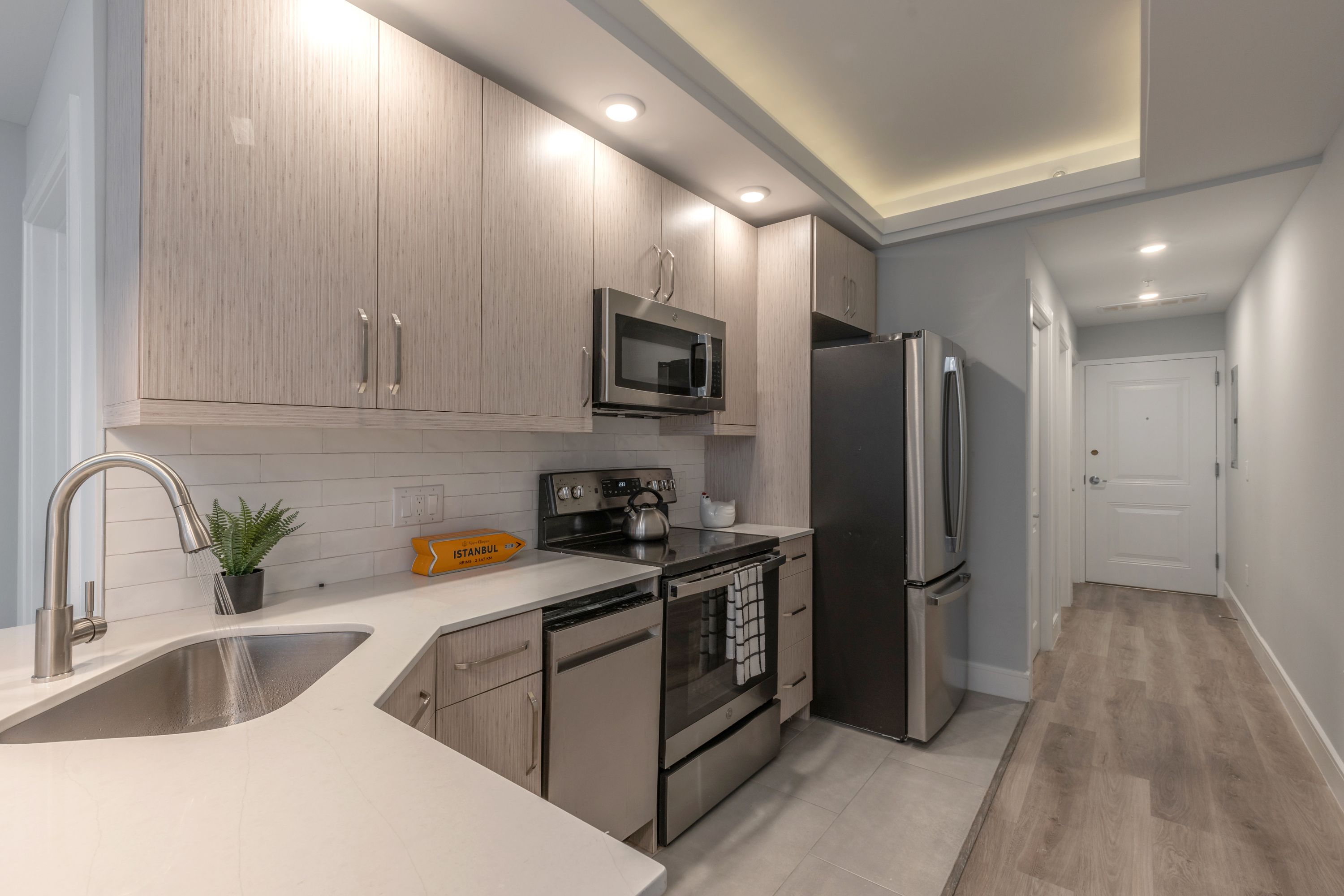 1222 N Marshall ST Unit 202