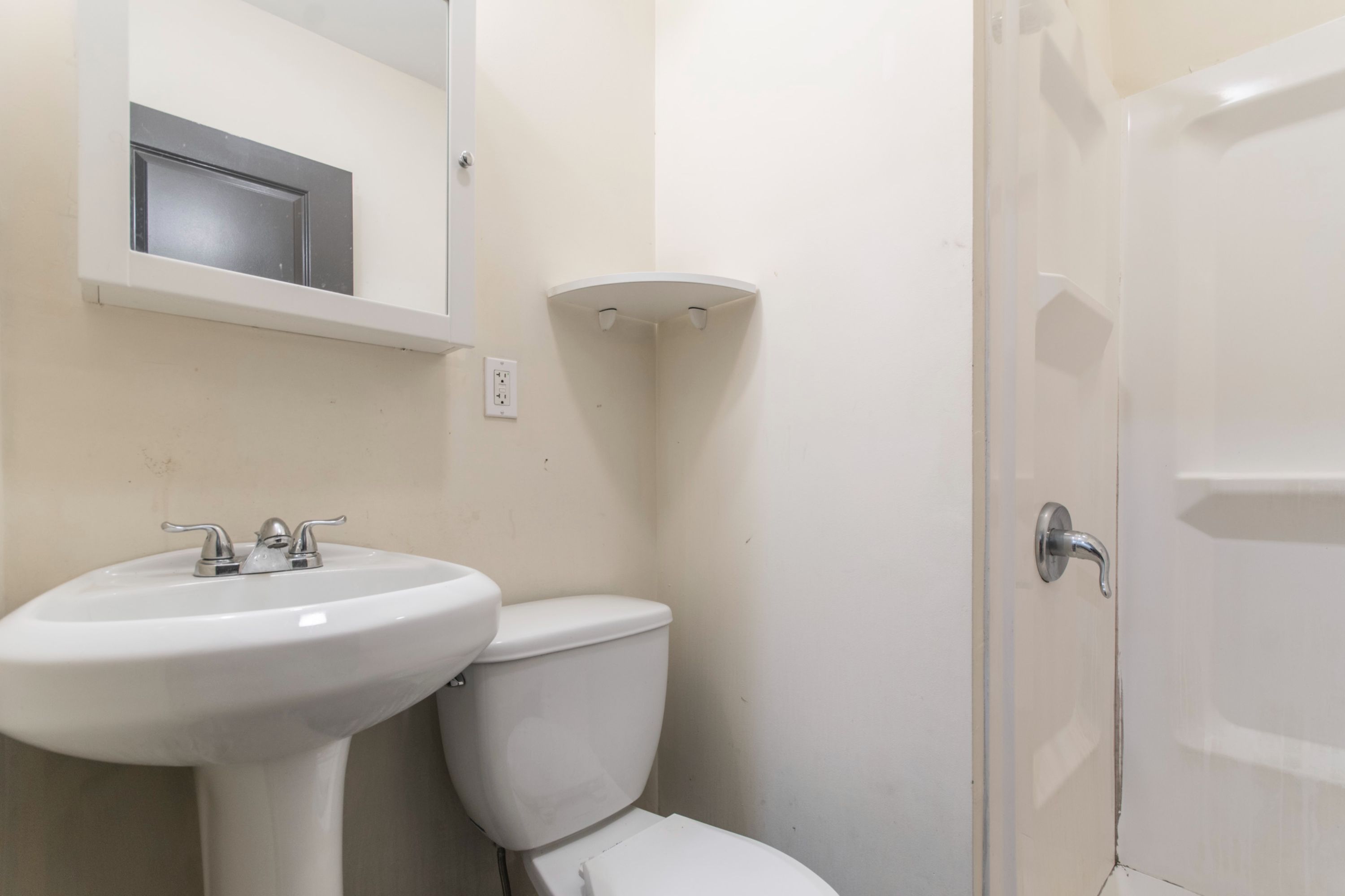 1819 N BOUVIER ST Unit 1