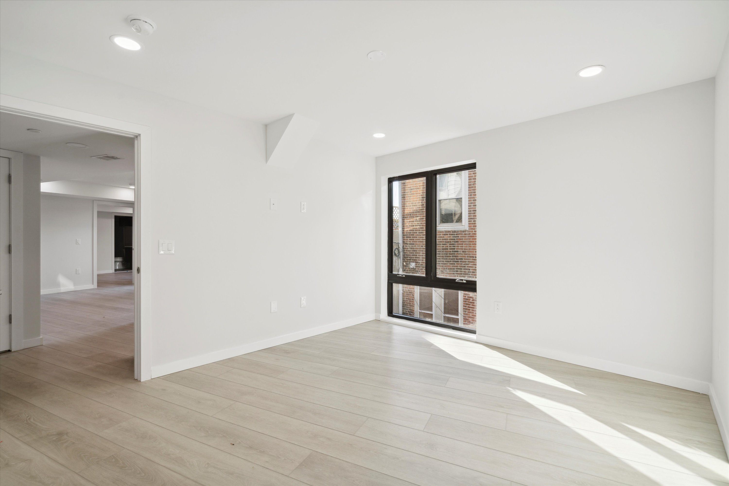 3729 LANCASTER AVE Unit 103