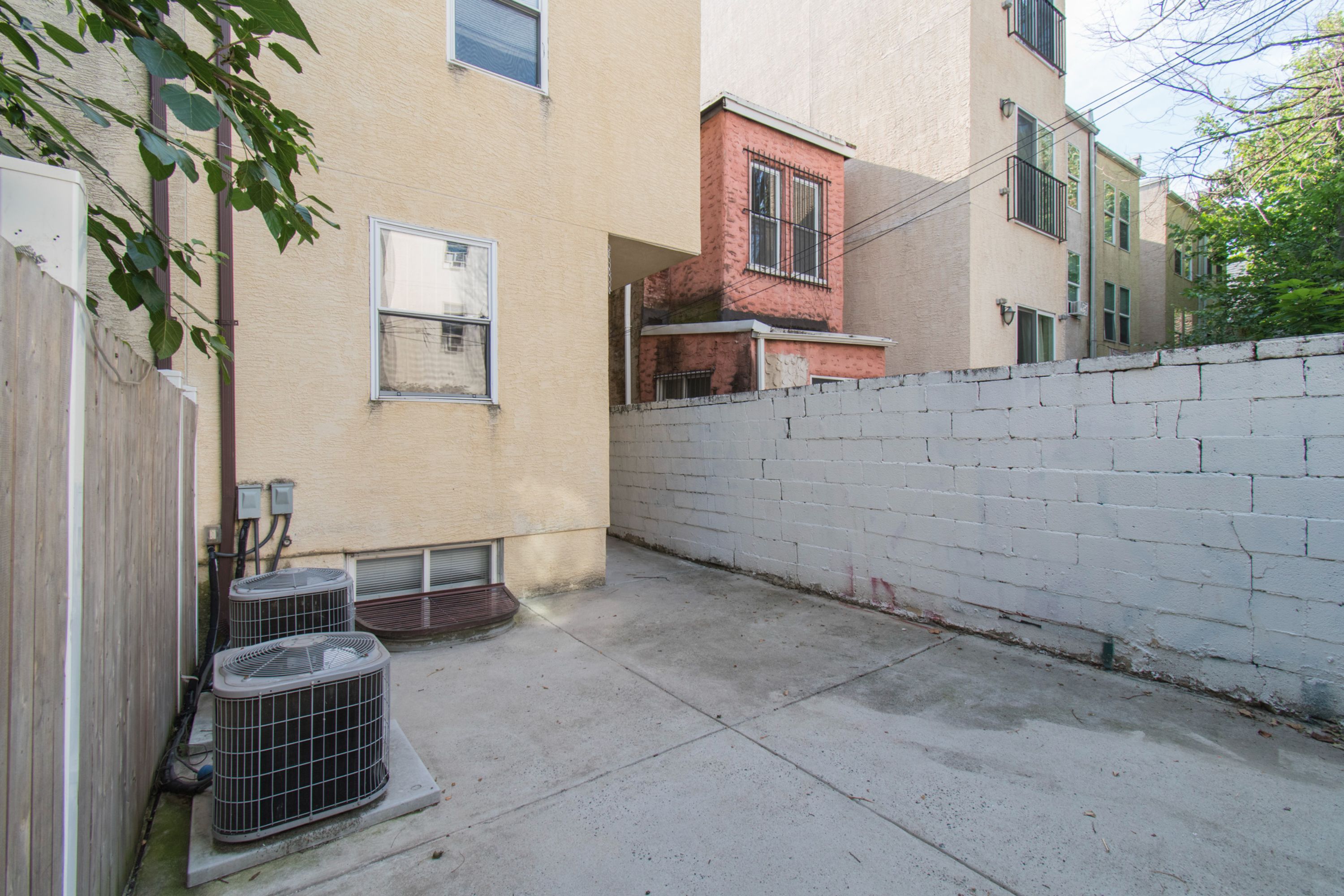 1927 N GRATZ ST Unit 1