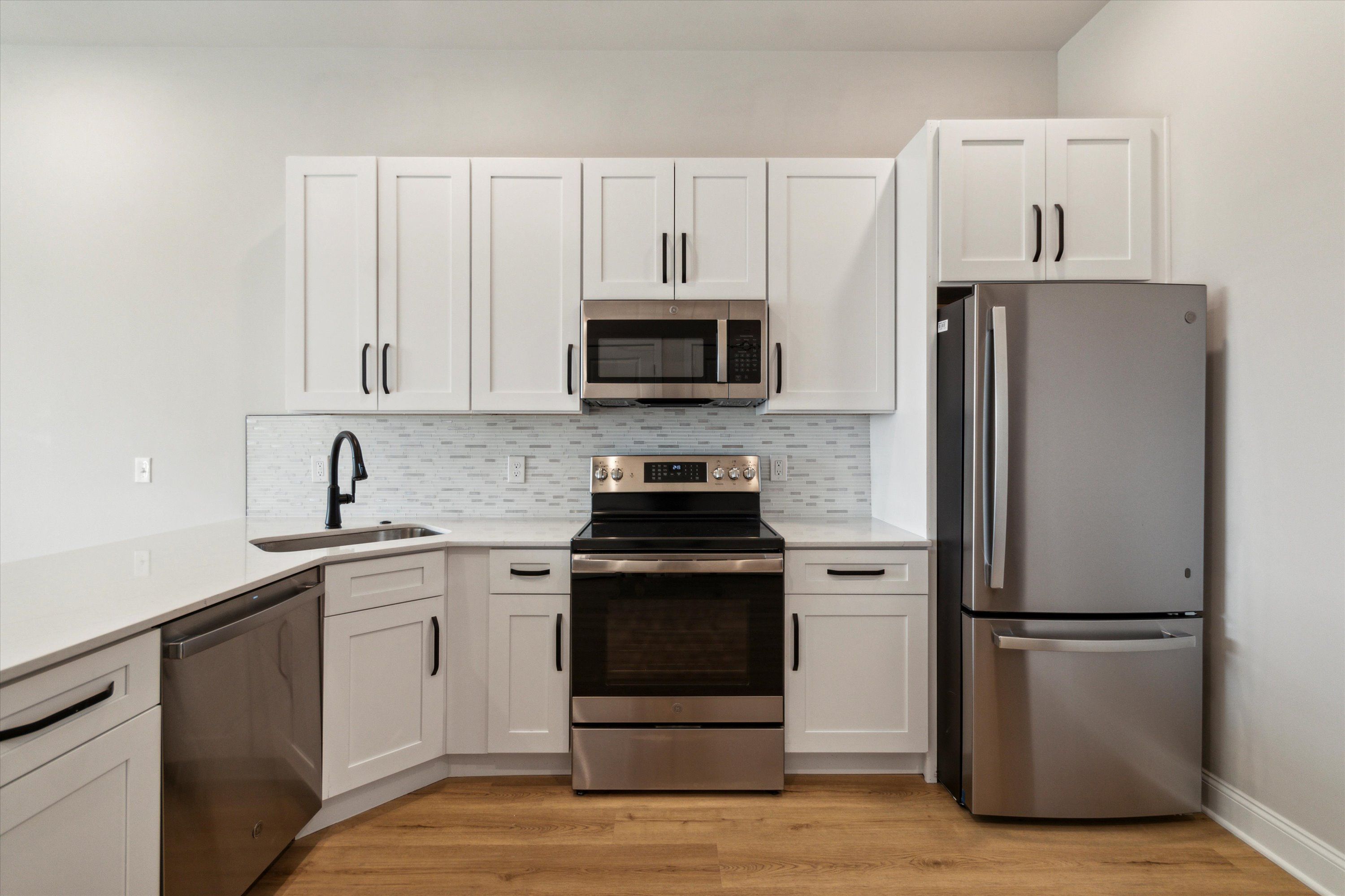 2143 E LEHIGH AVE Unit 404