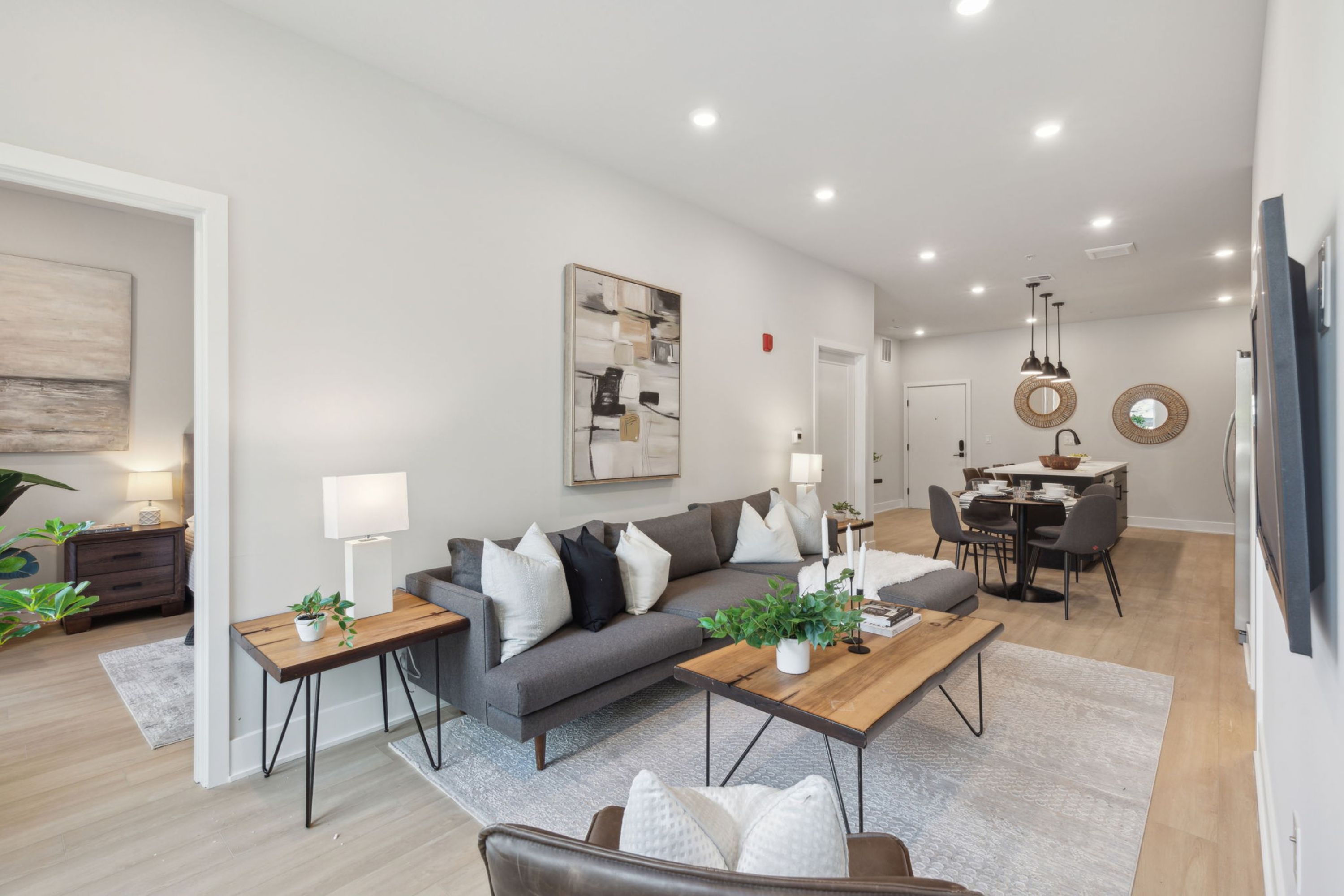 6910 Ridge Avenue Unit 412