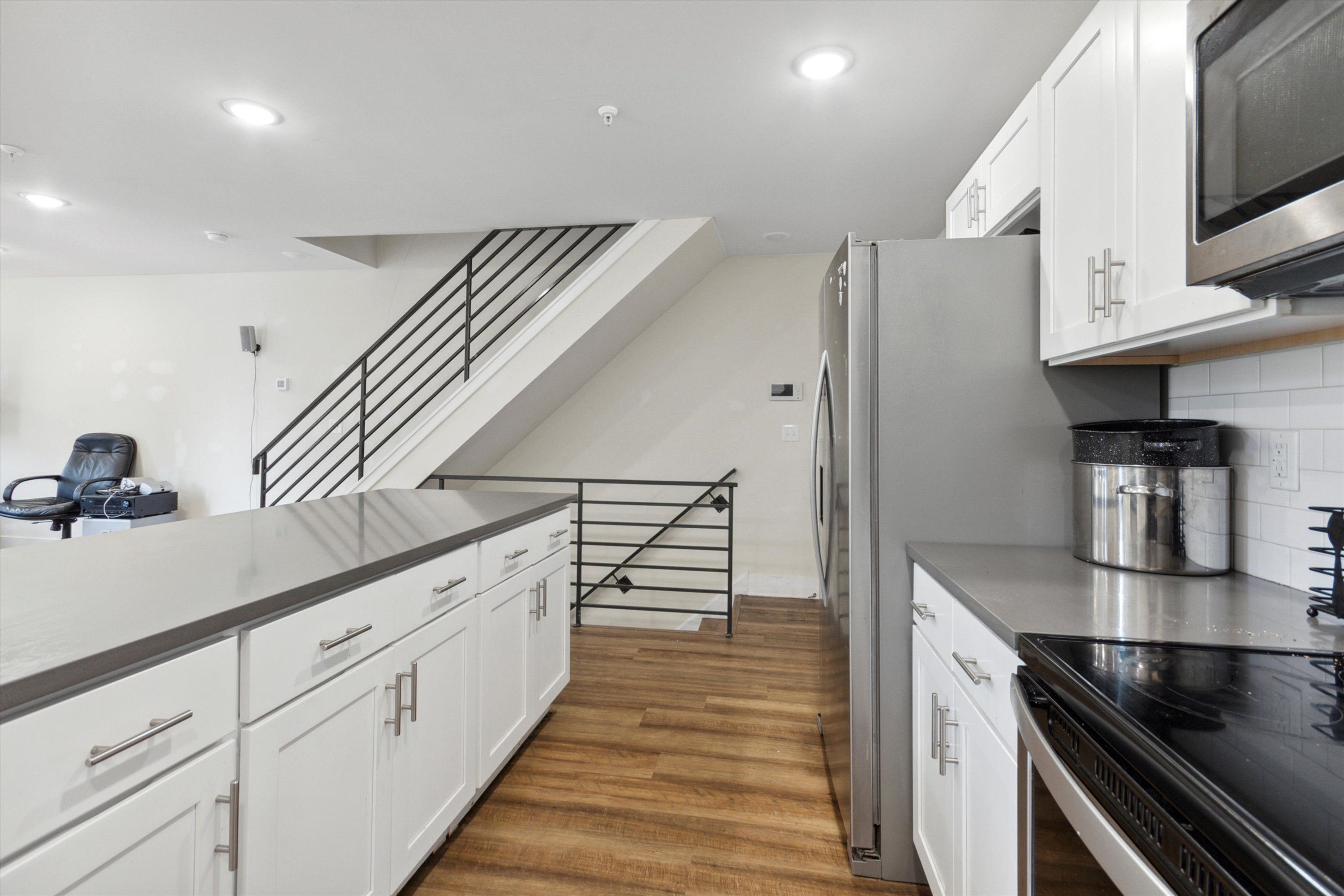 1519 N Sydenham St Unit B