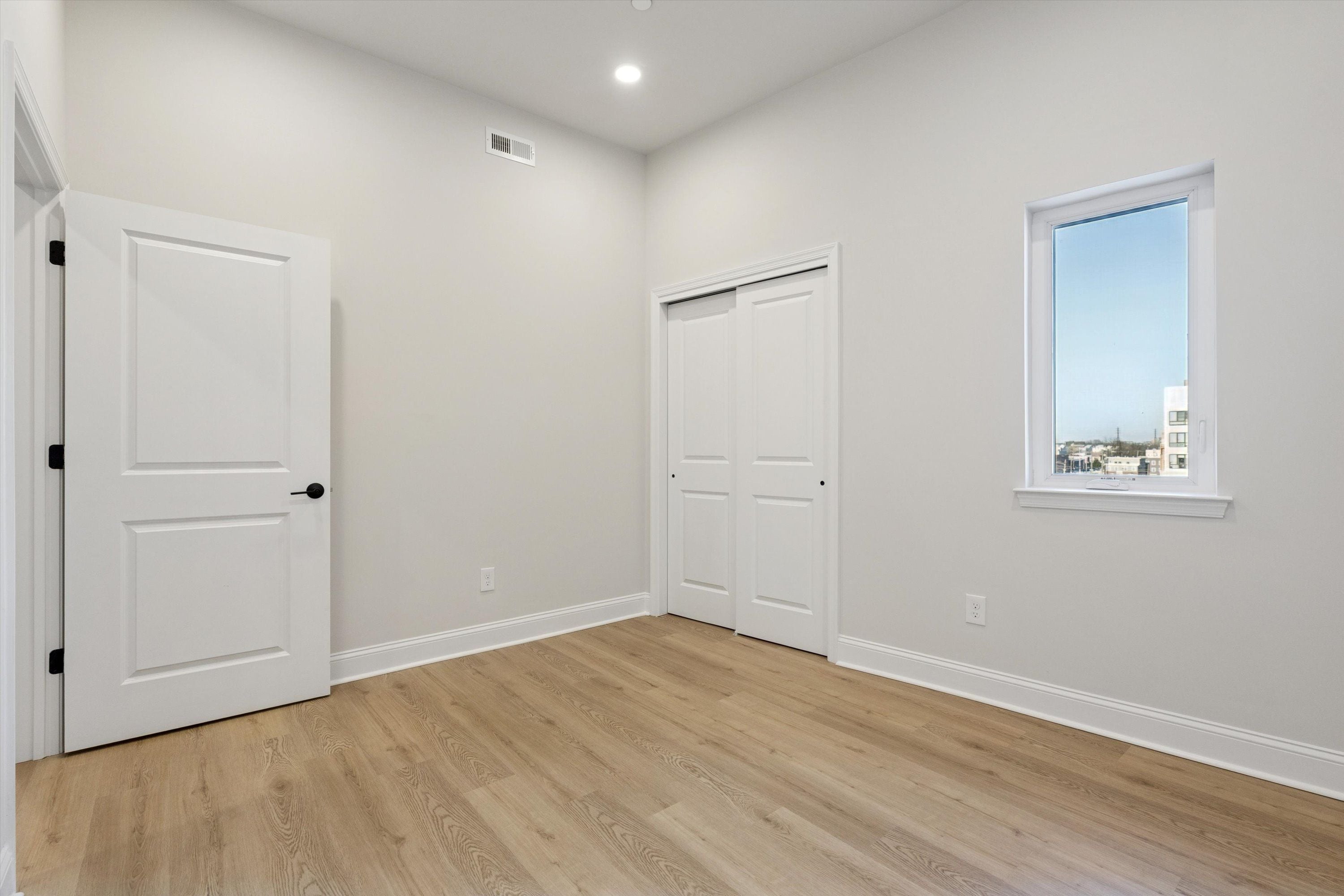 2153 E LEHIGH AVE Unit 604