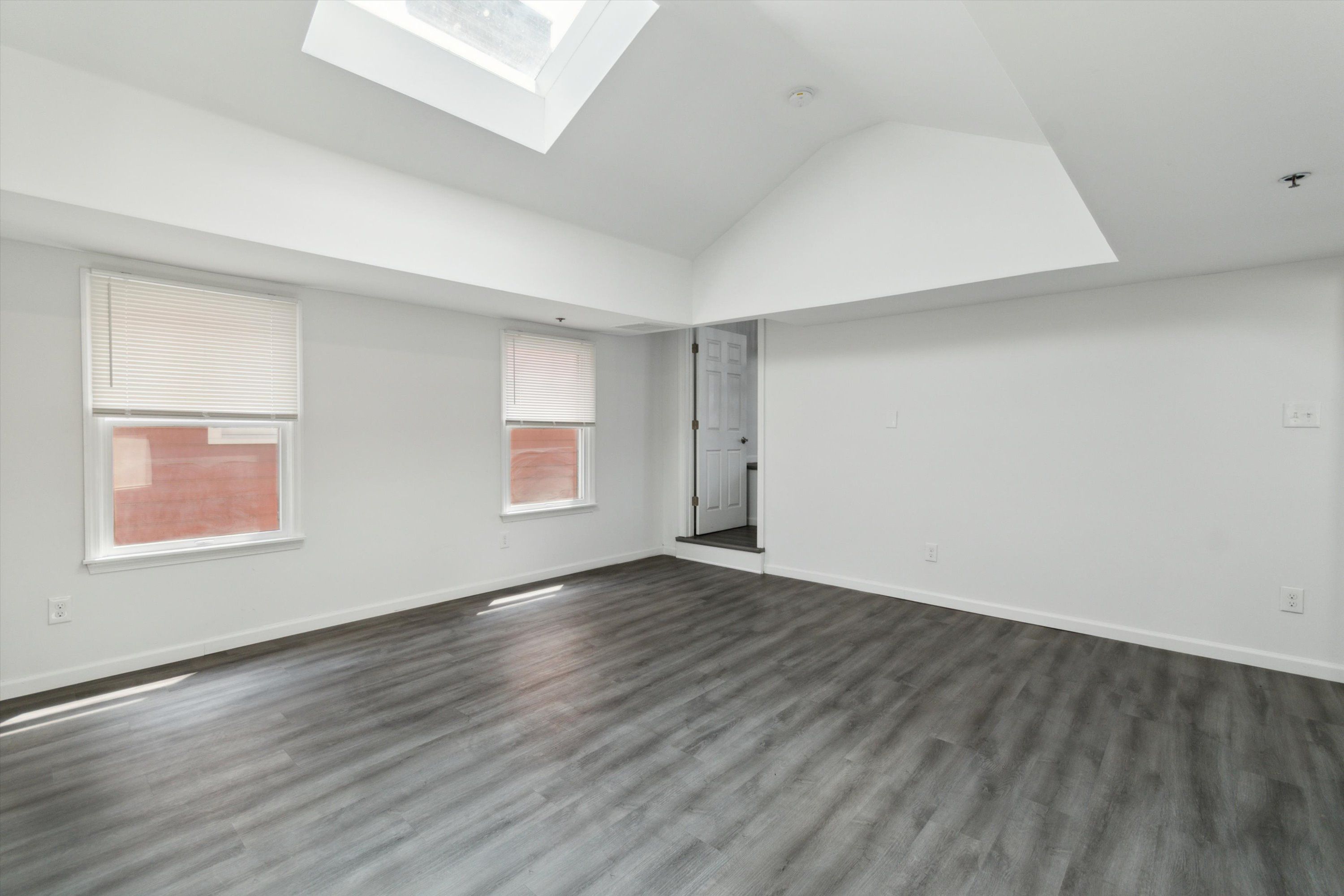 152 NASSAU ST Unit 2