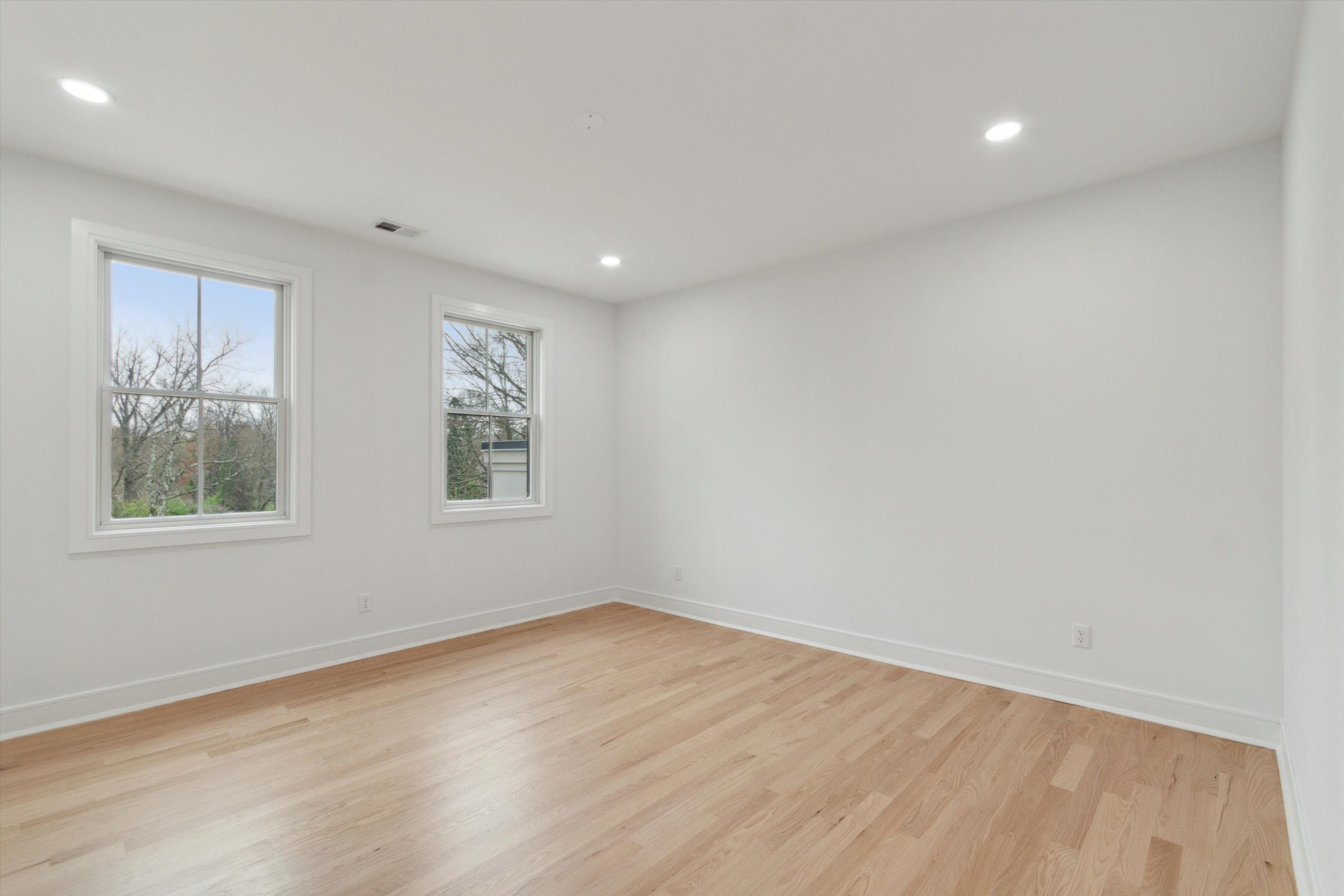 35 Sycamore Pl