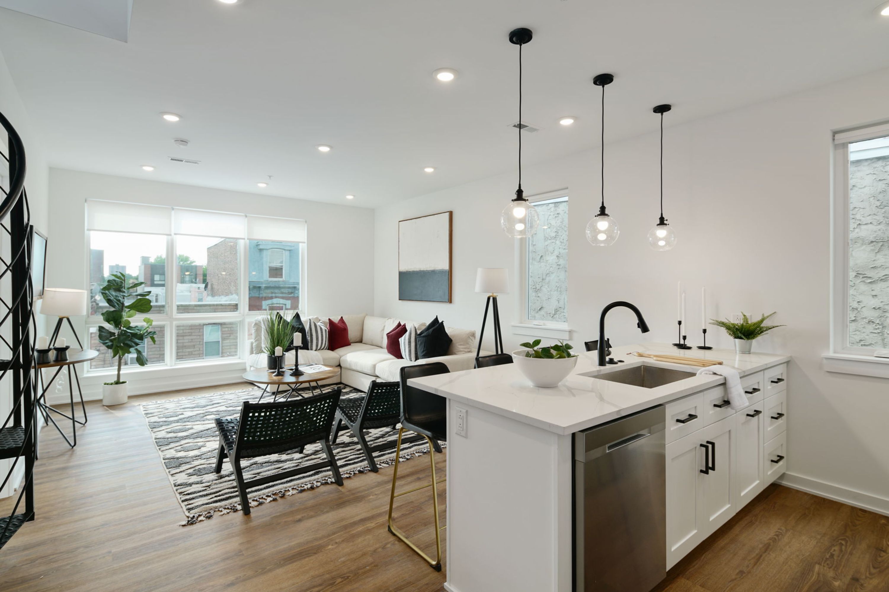 2421 MASCHER ST Unit 102