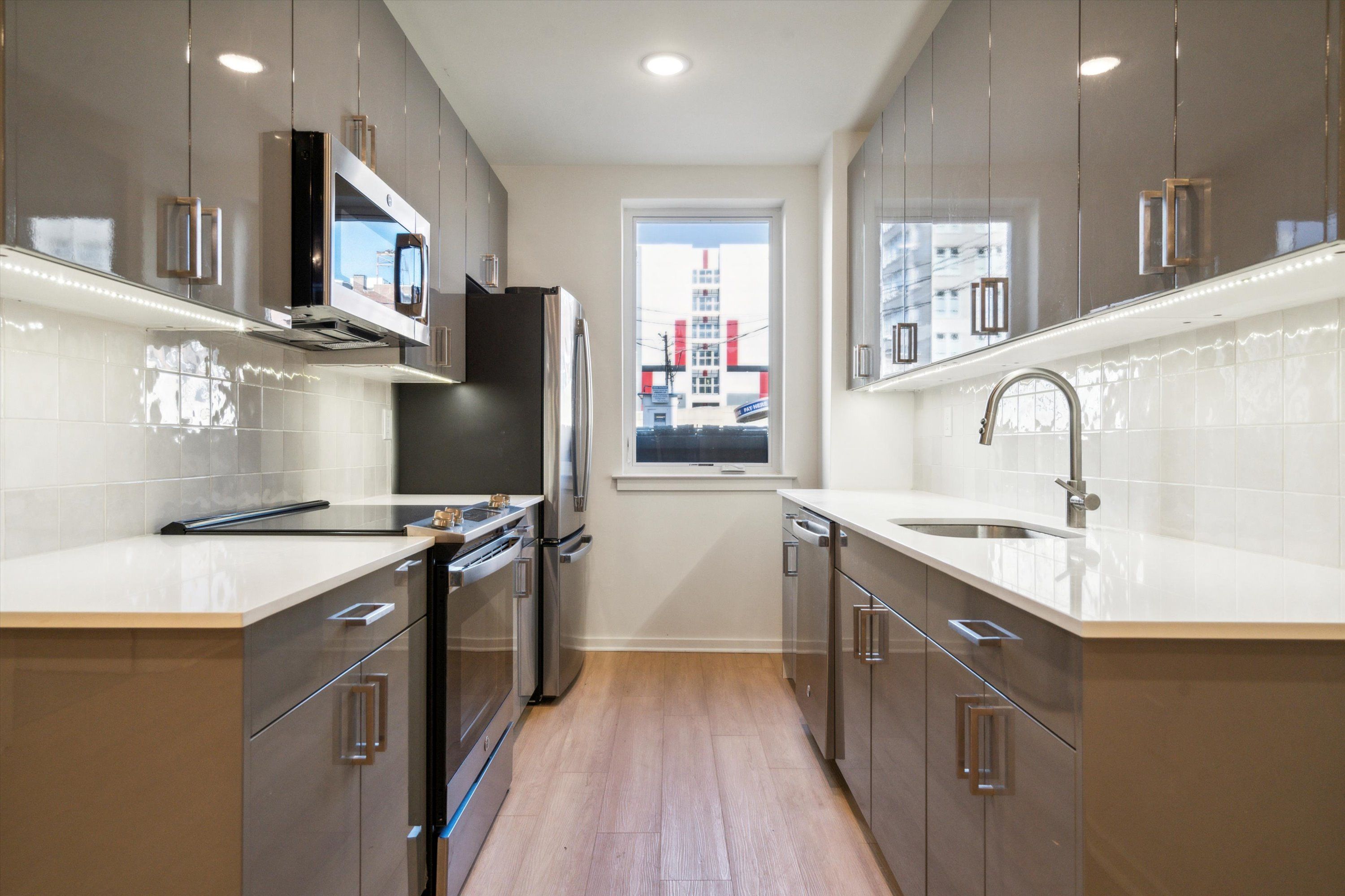 225 N 12TH ST Unit 104