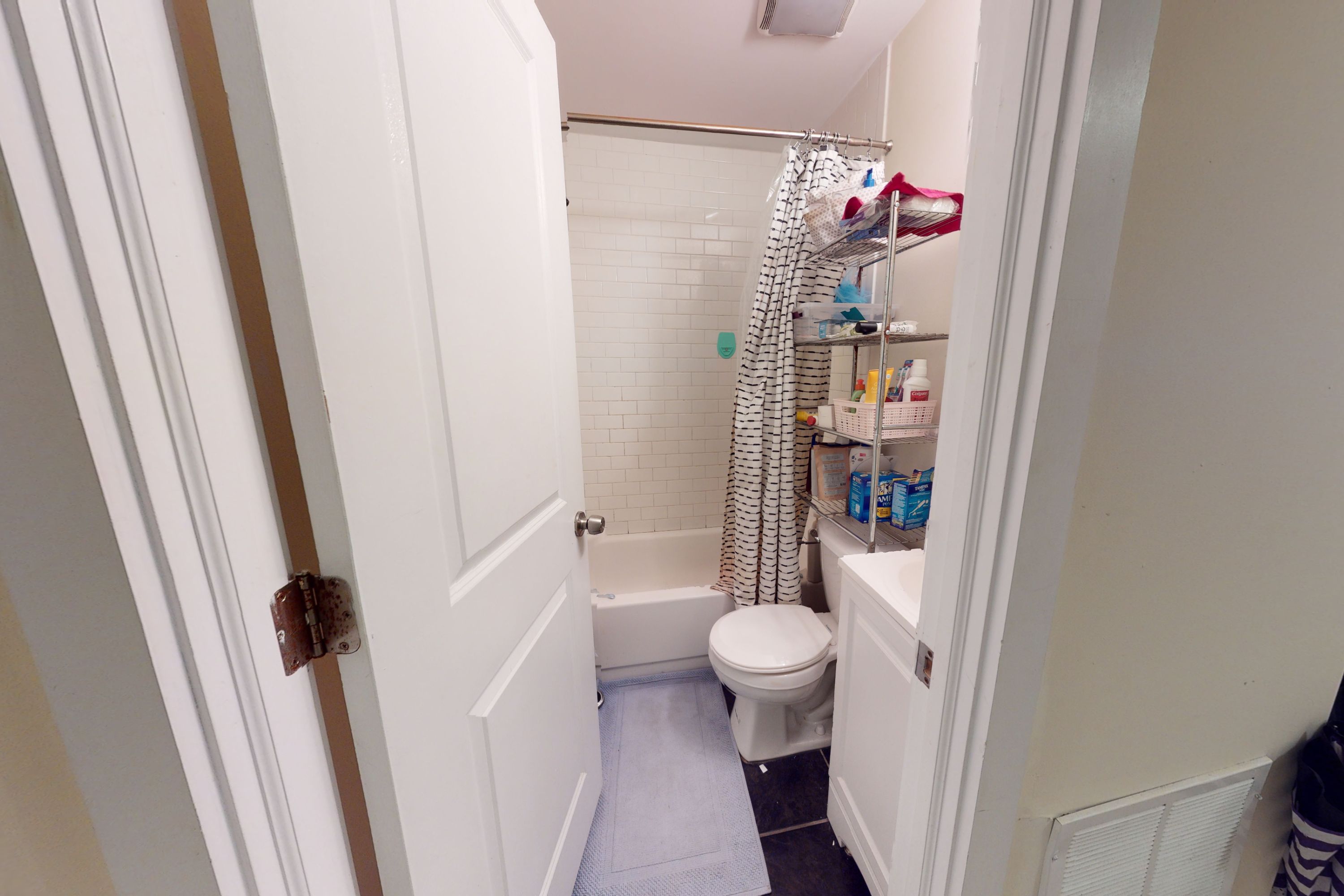 1802 WILLINGTON ST Unit 1