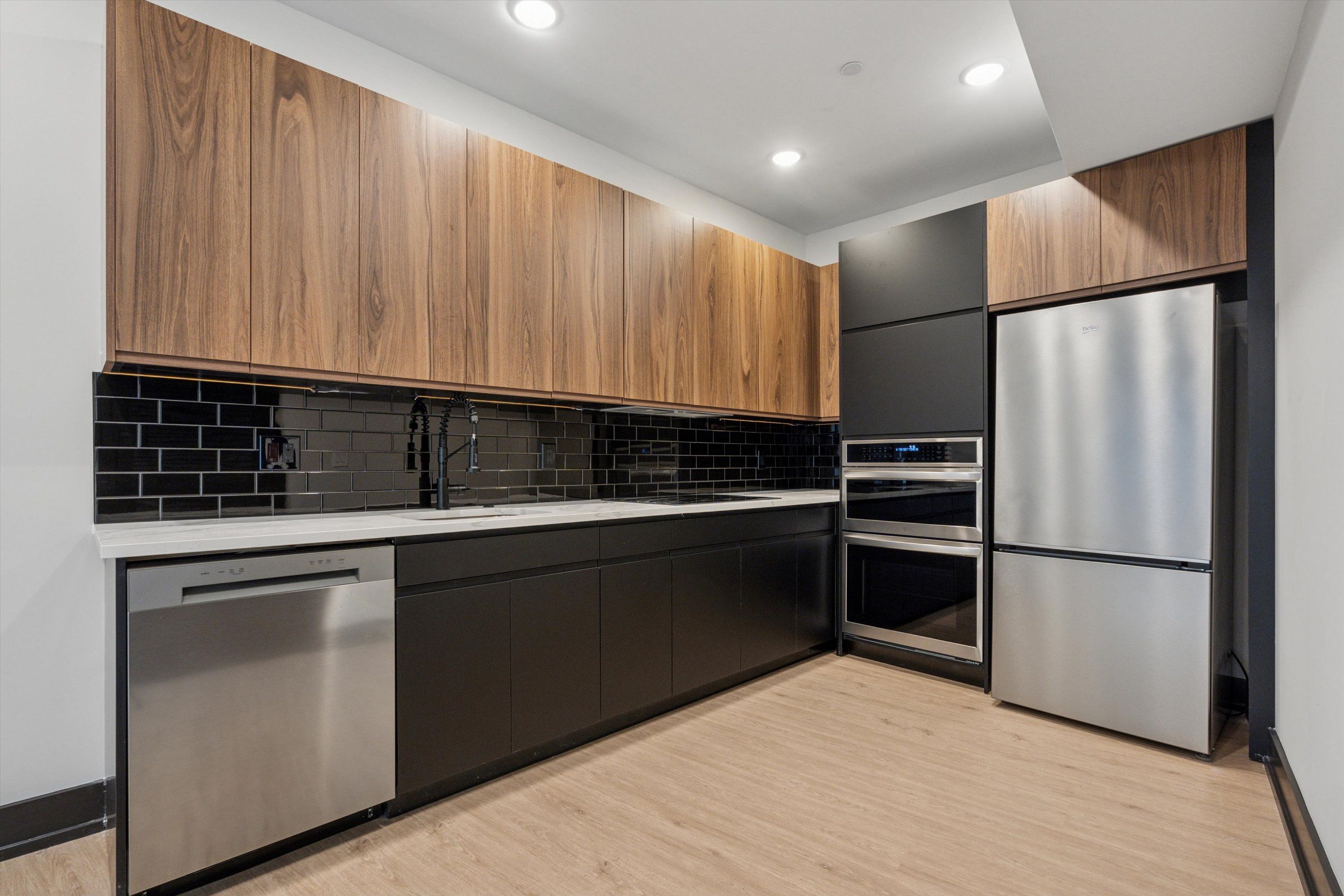 820 N 2ND ST Unit 611