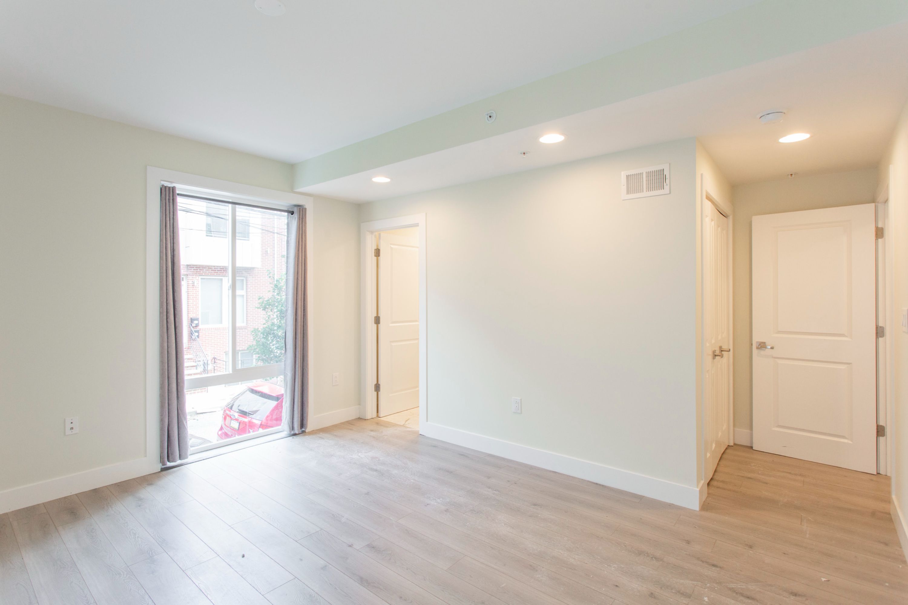 1533-39 PARRISH ST Unit 3F