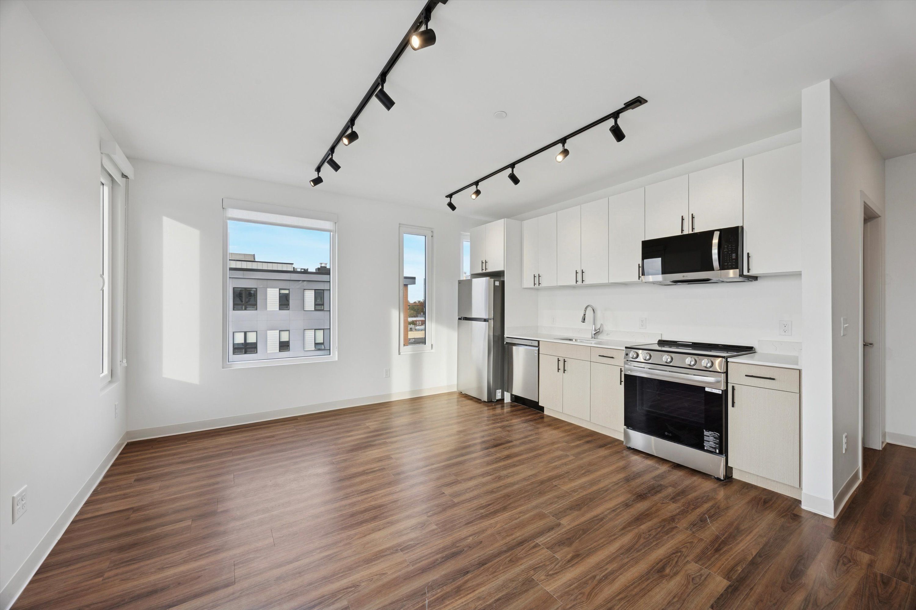4240 Chestnut St Unit 424