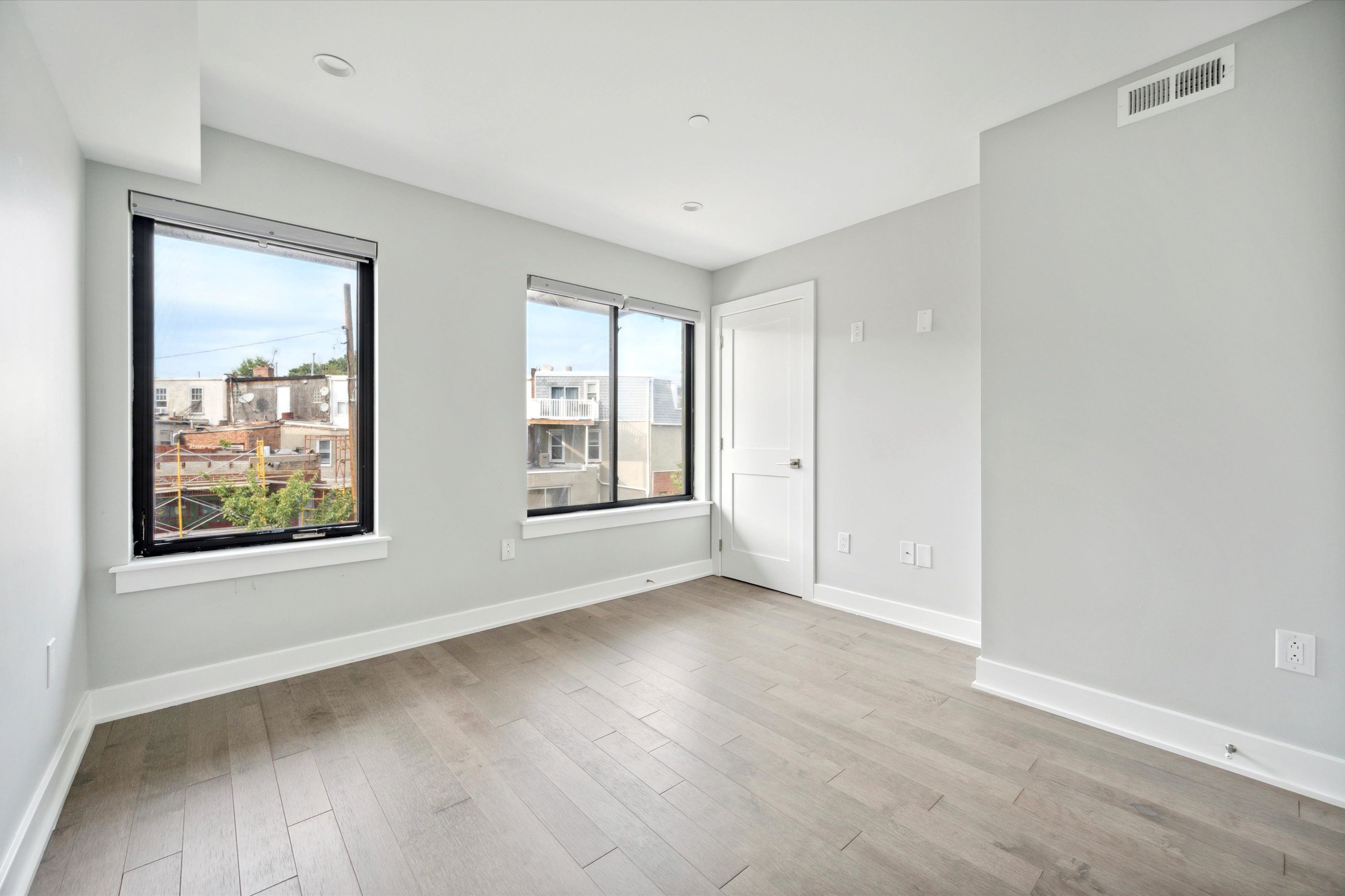 3834 BARING ST Unit 201