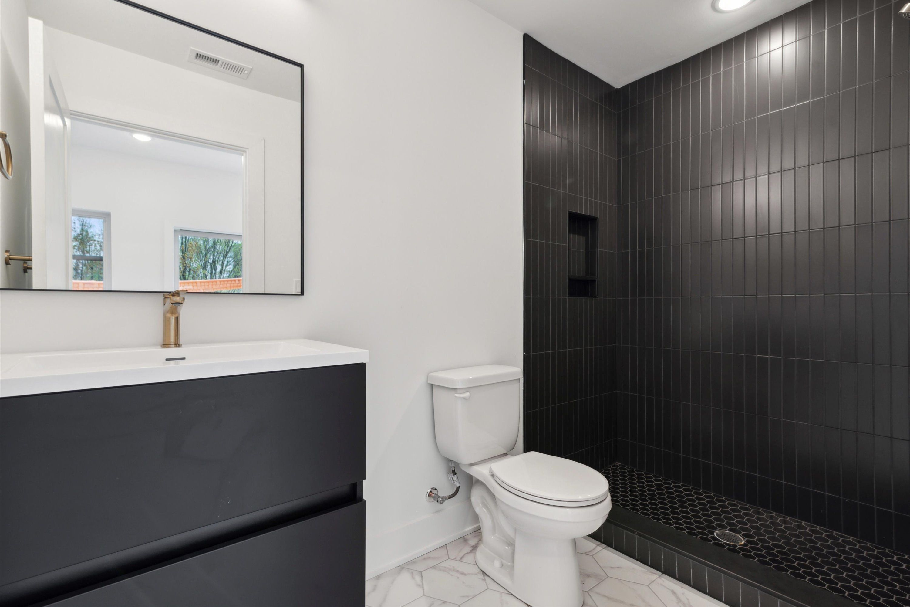 367 W Hortter St Unit 303