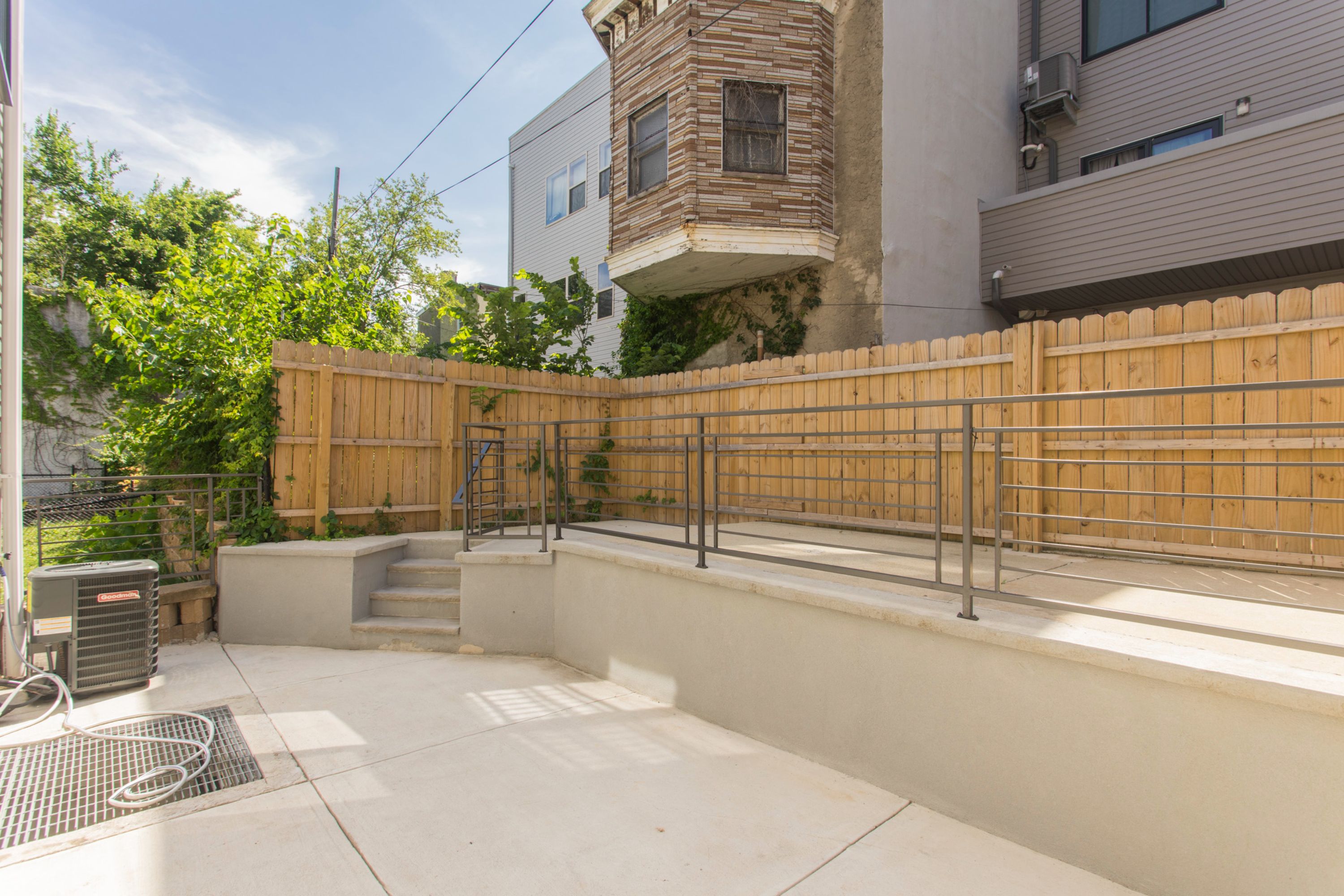 1528 N Marshall St Unit 1R