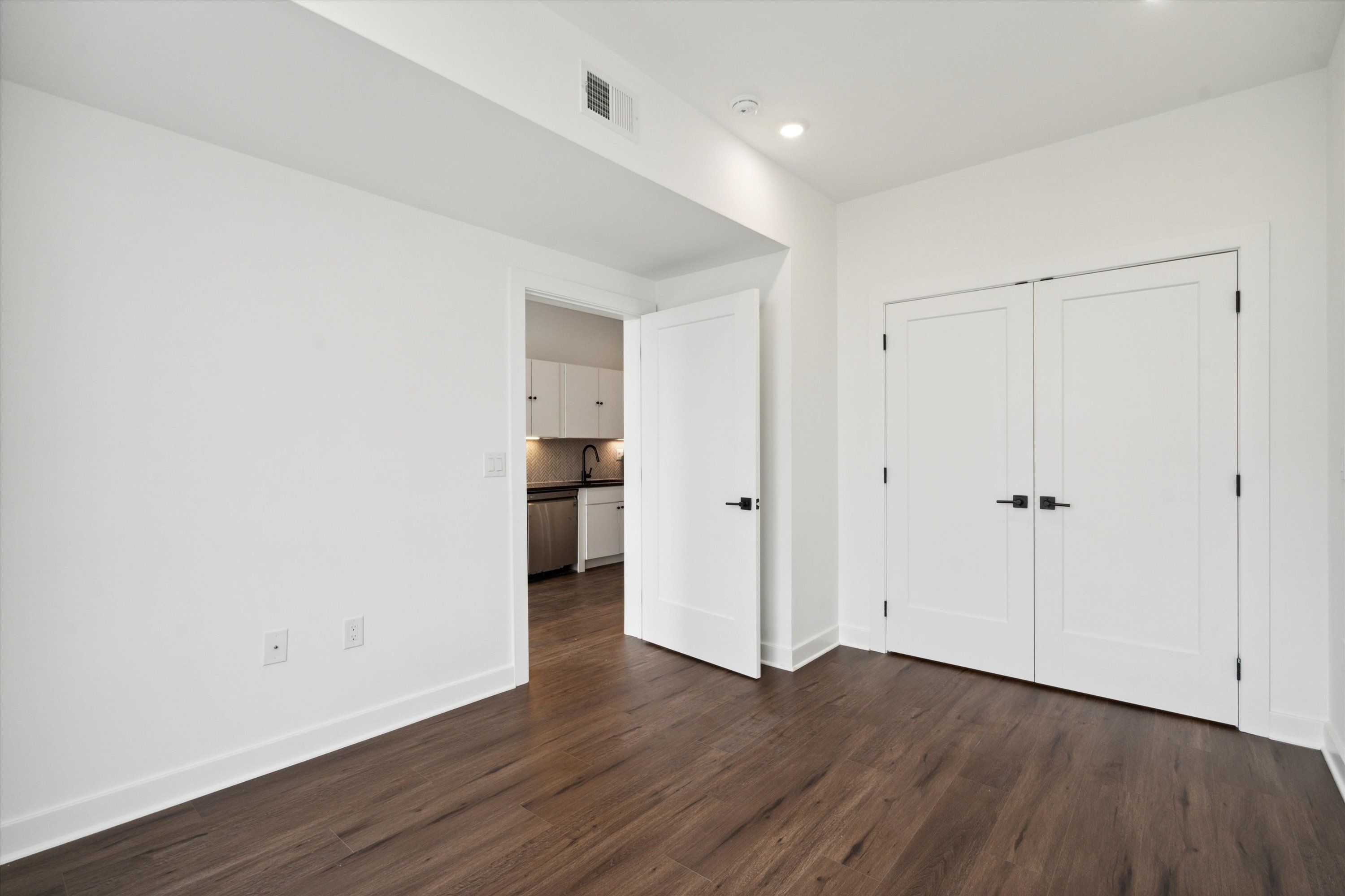 2636 E YORK ST Unit 202