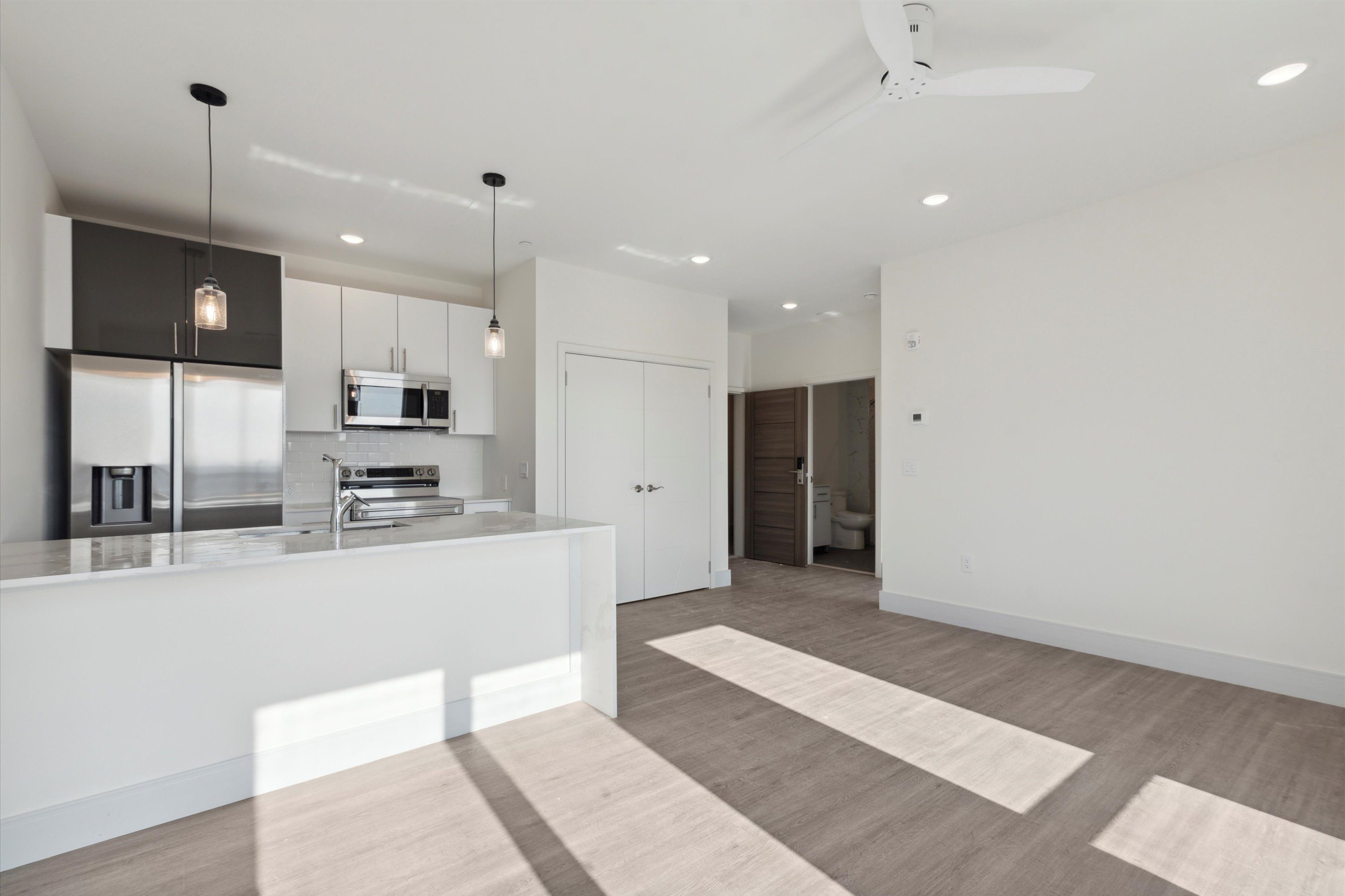 1221 E Fletcher St Unit 303