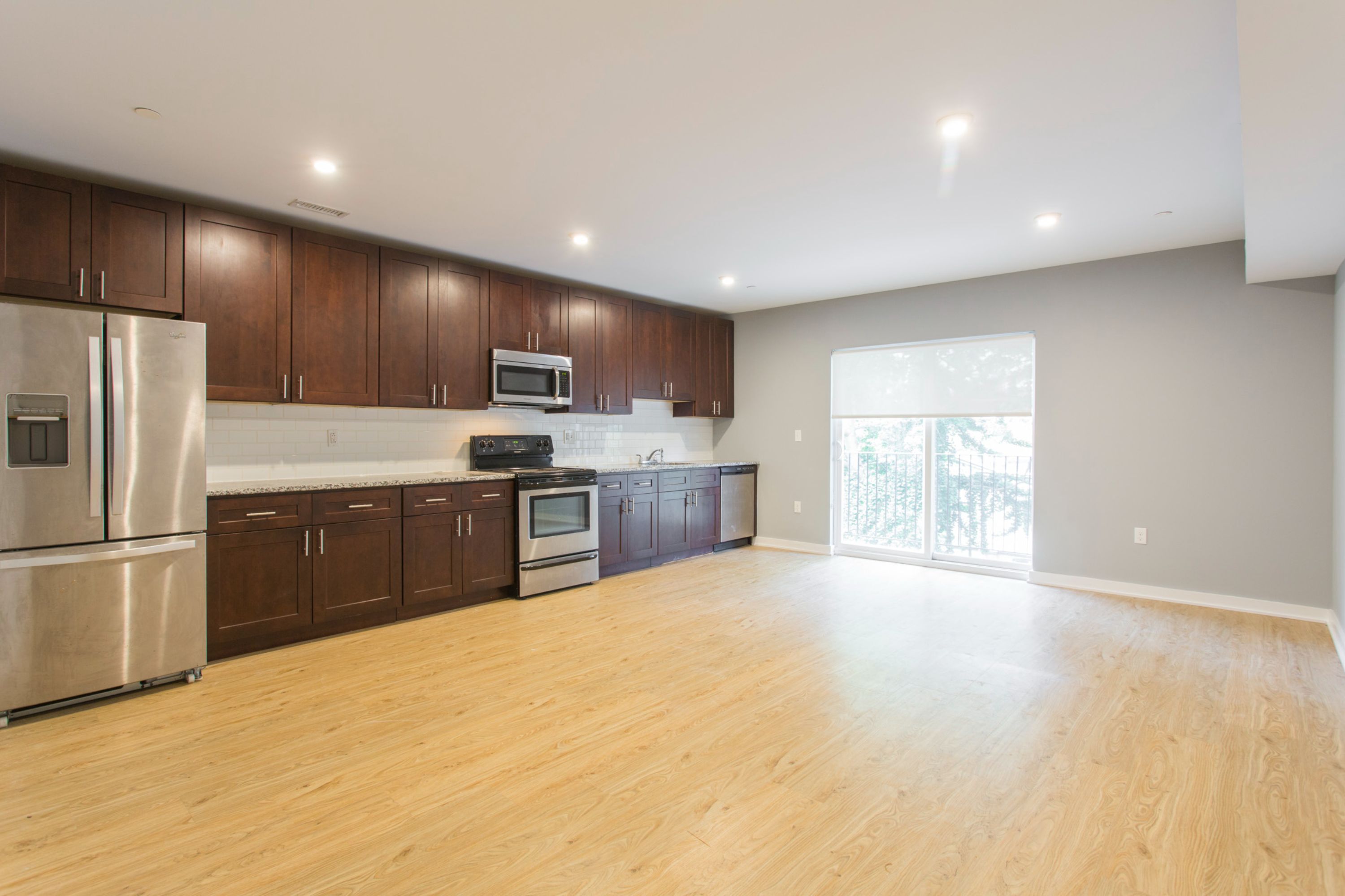 245-47 S 45TH ST Unit 3B