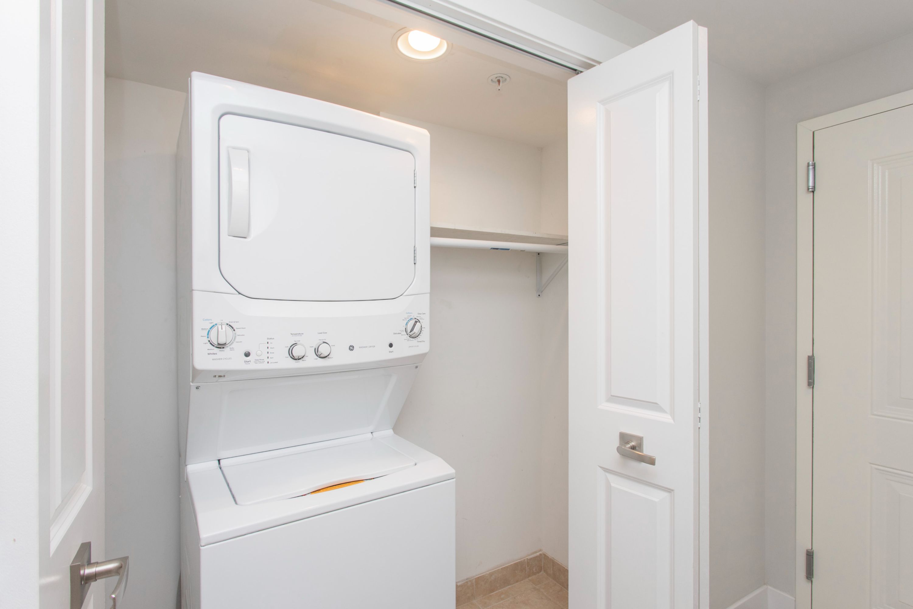 1533-39 PARRISH ST Unit 2F