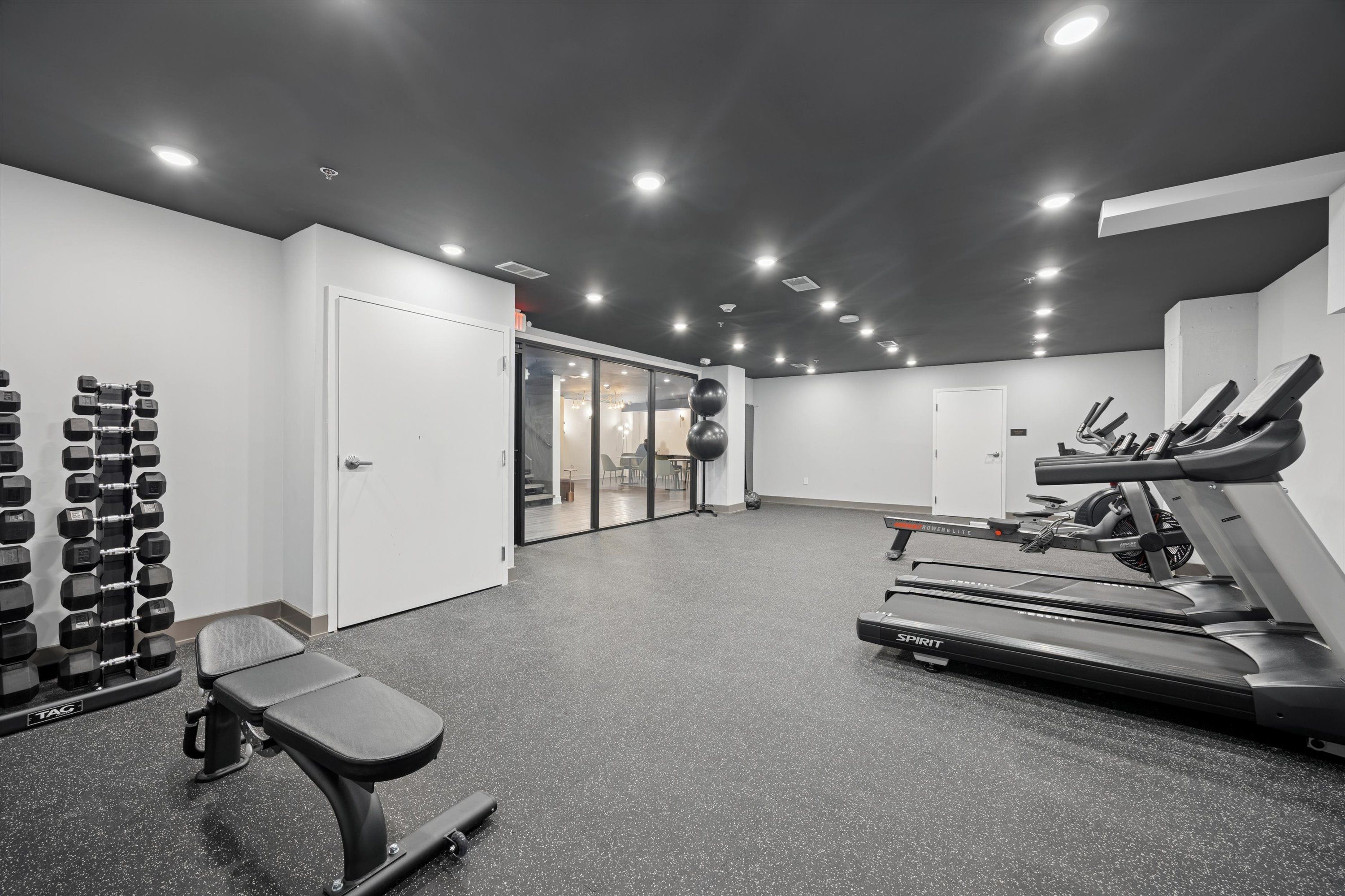 6910 Ridge Avenue Unit 220