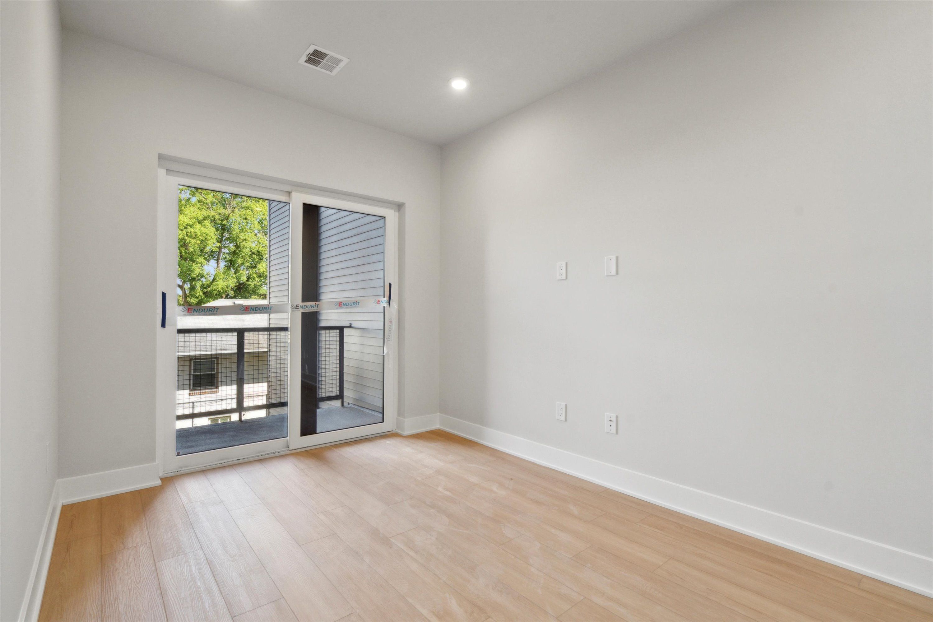 6910 Ridge Avenue Unit 116