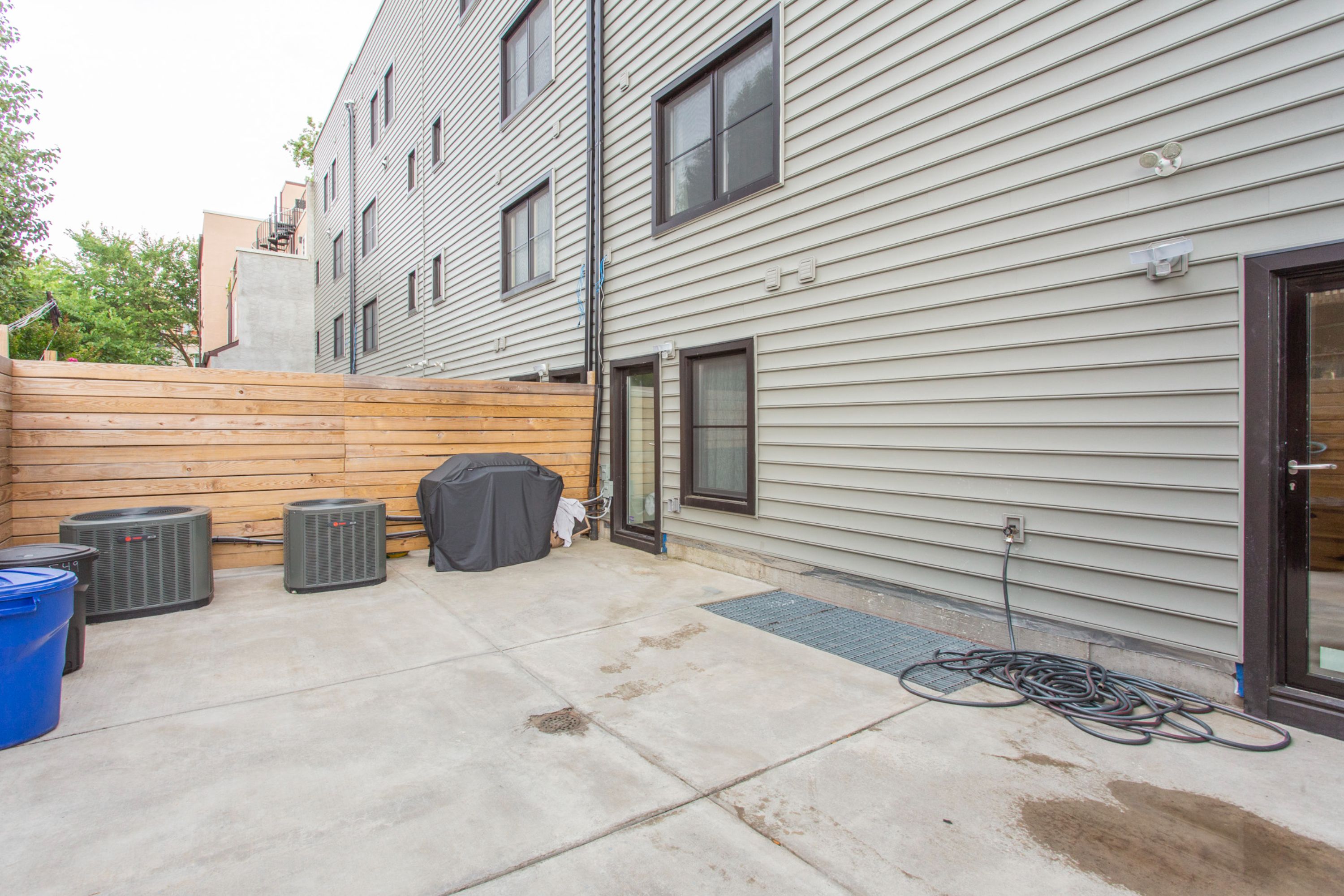 2541-43 MONTROSE ST Unit C