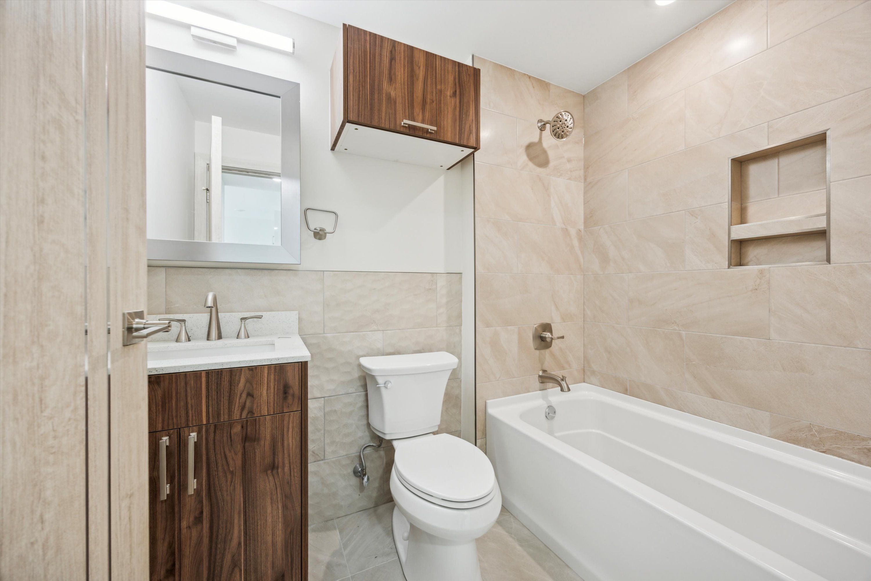 3729 LANCASTER AVE Unit 400