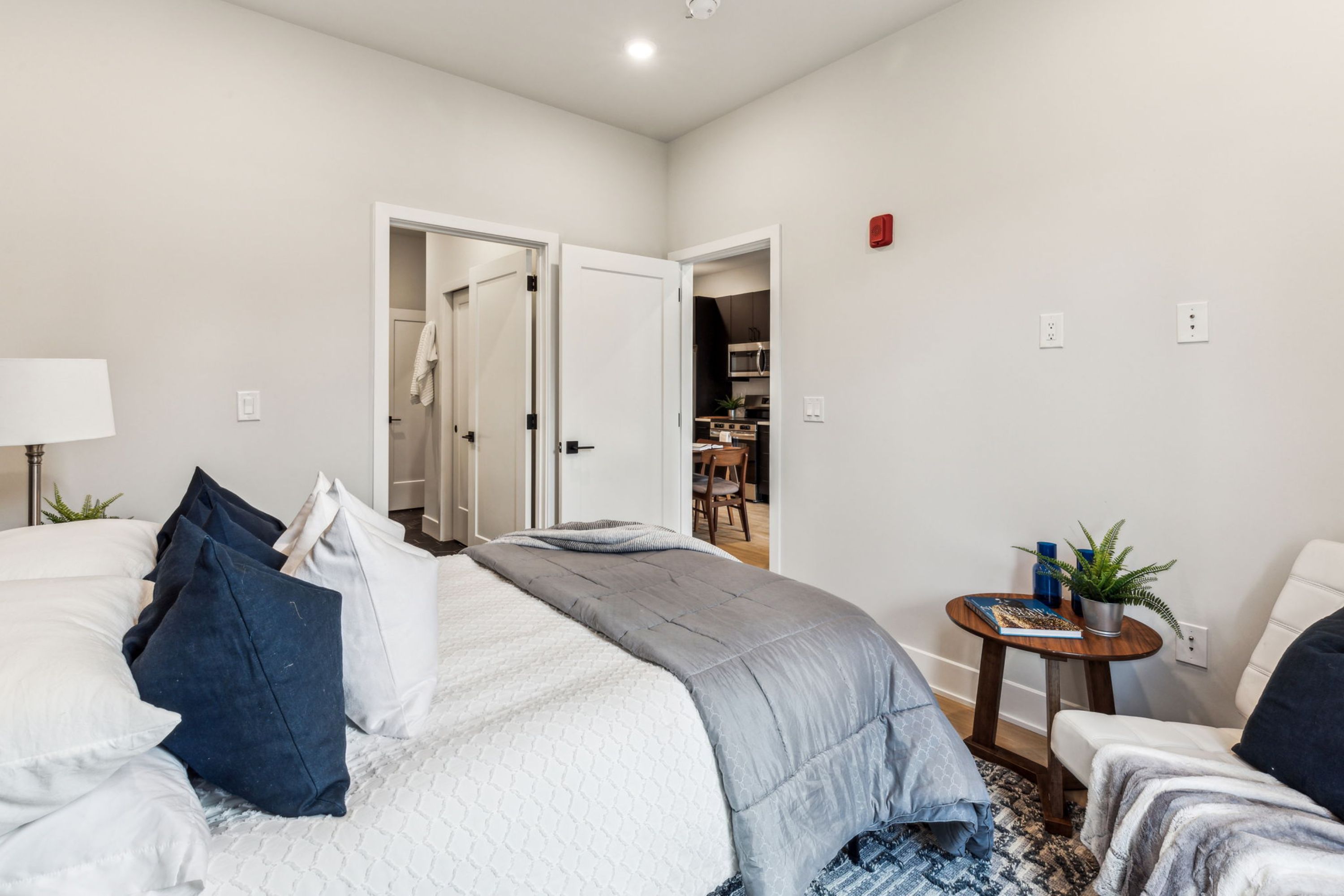 6910 Ridge Avenue Unit 102