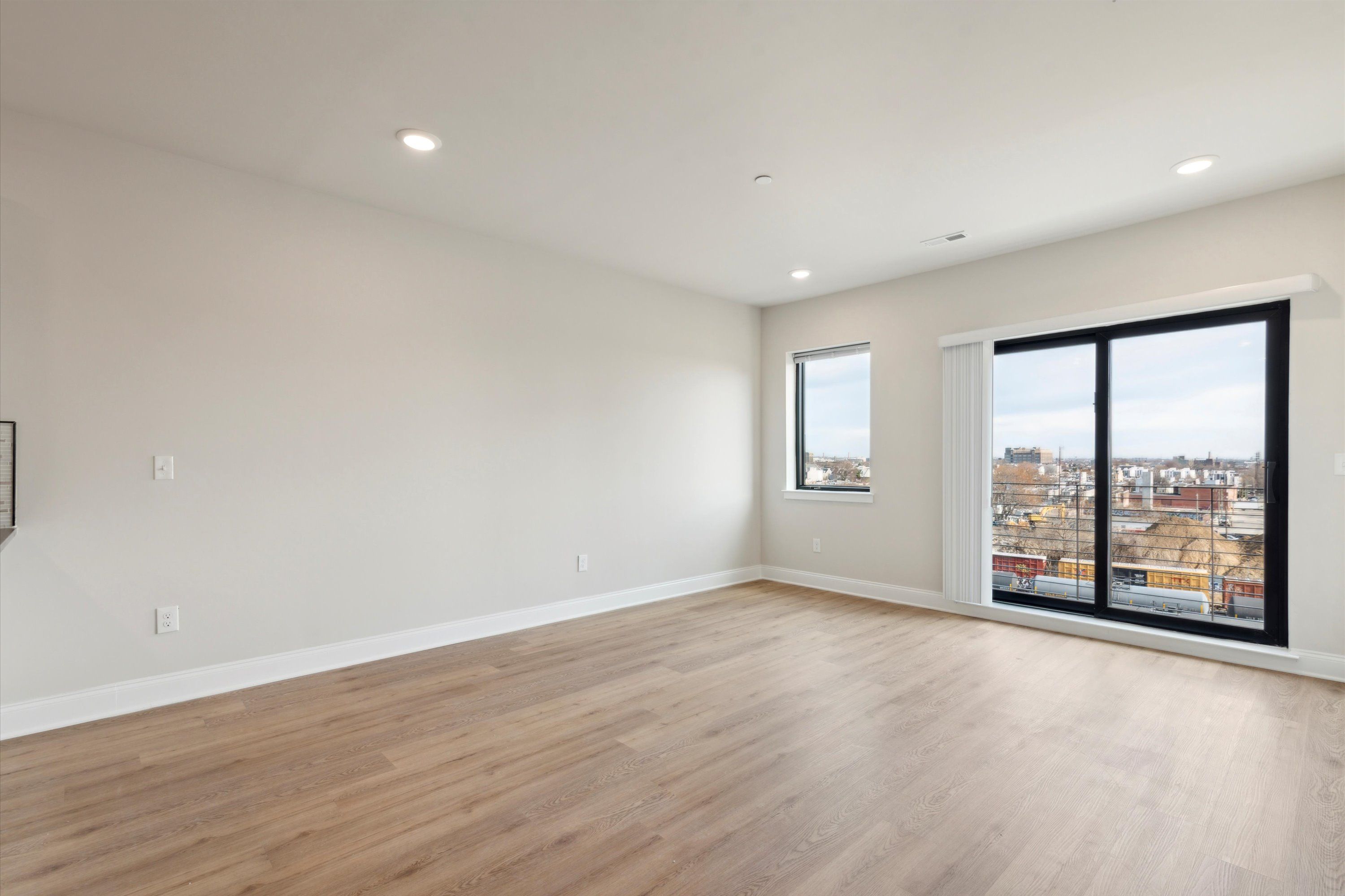 2143 E LEHIGH AVE Unit 611