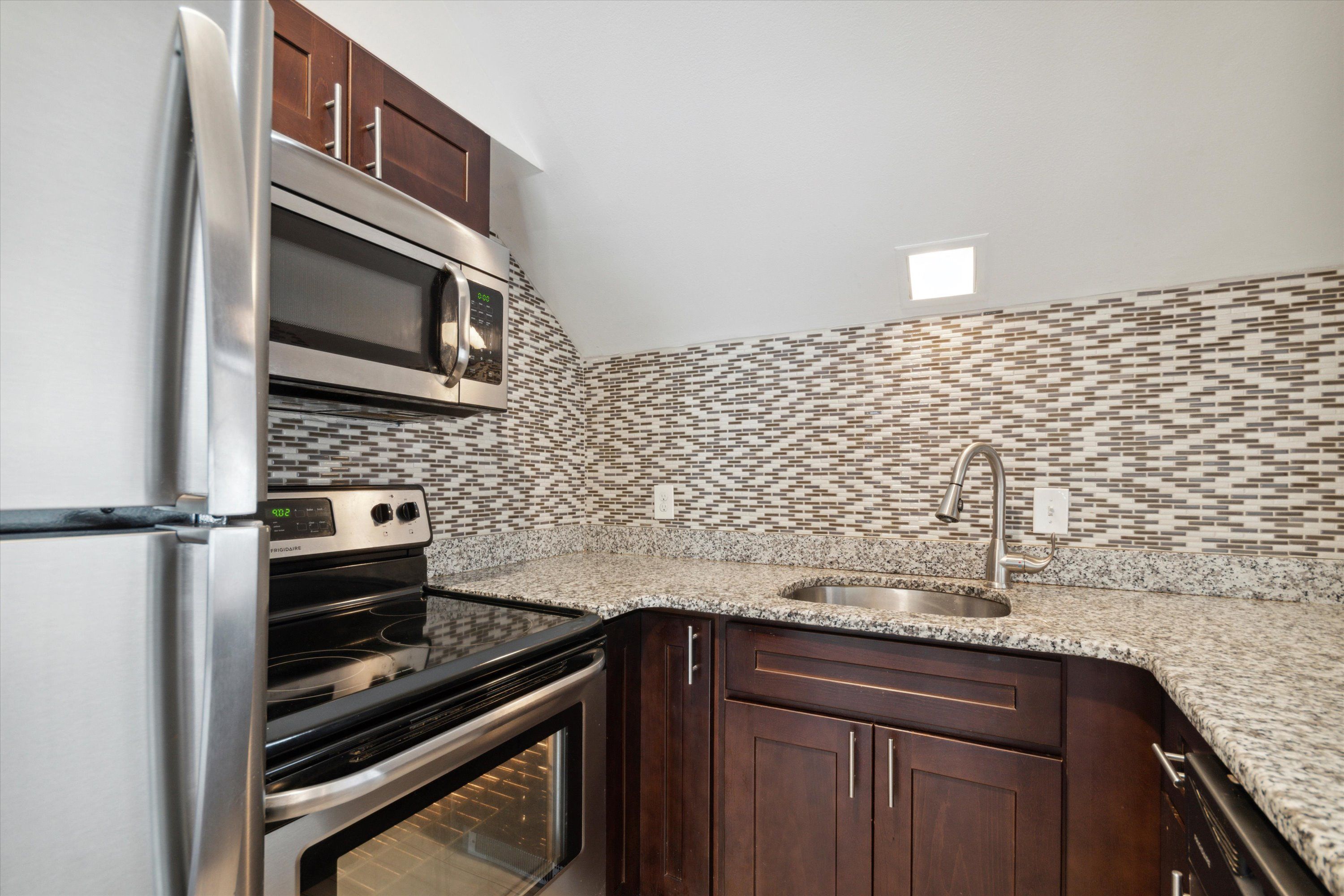 1-5 Peck Place Unit 2