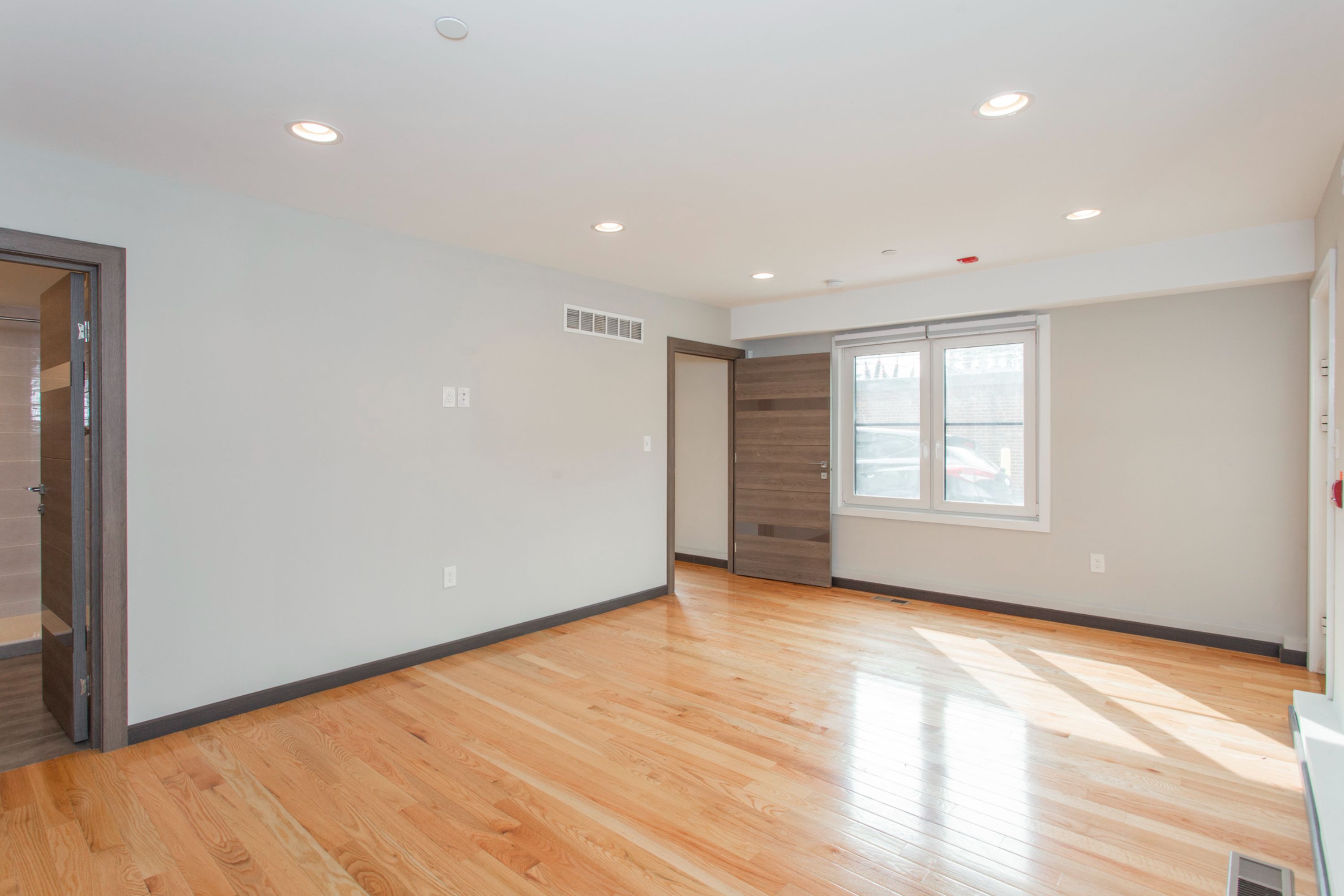 2553 MONTROSE ST Unit A